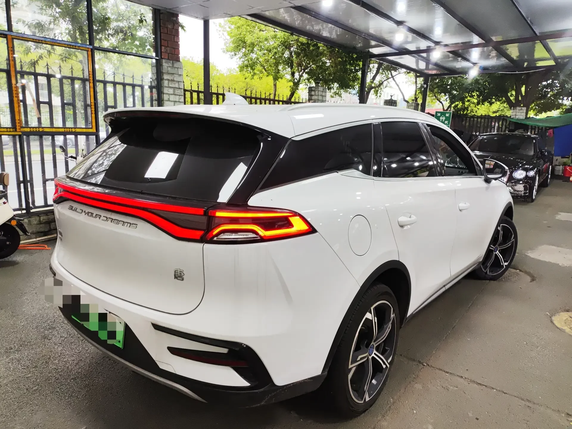 BYD Tang DM