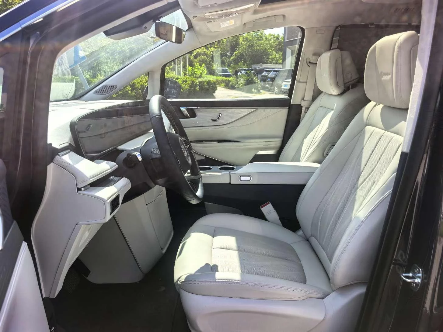 Buick GL8 PHEV