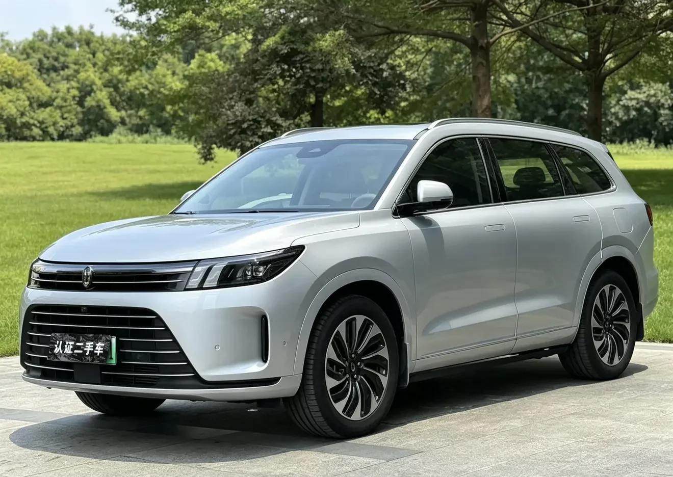 AITO M7