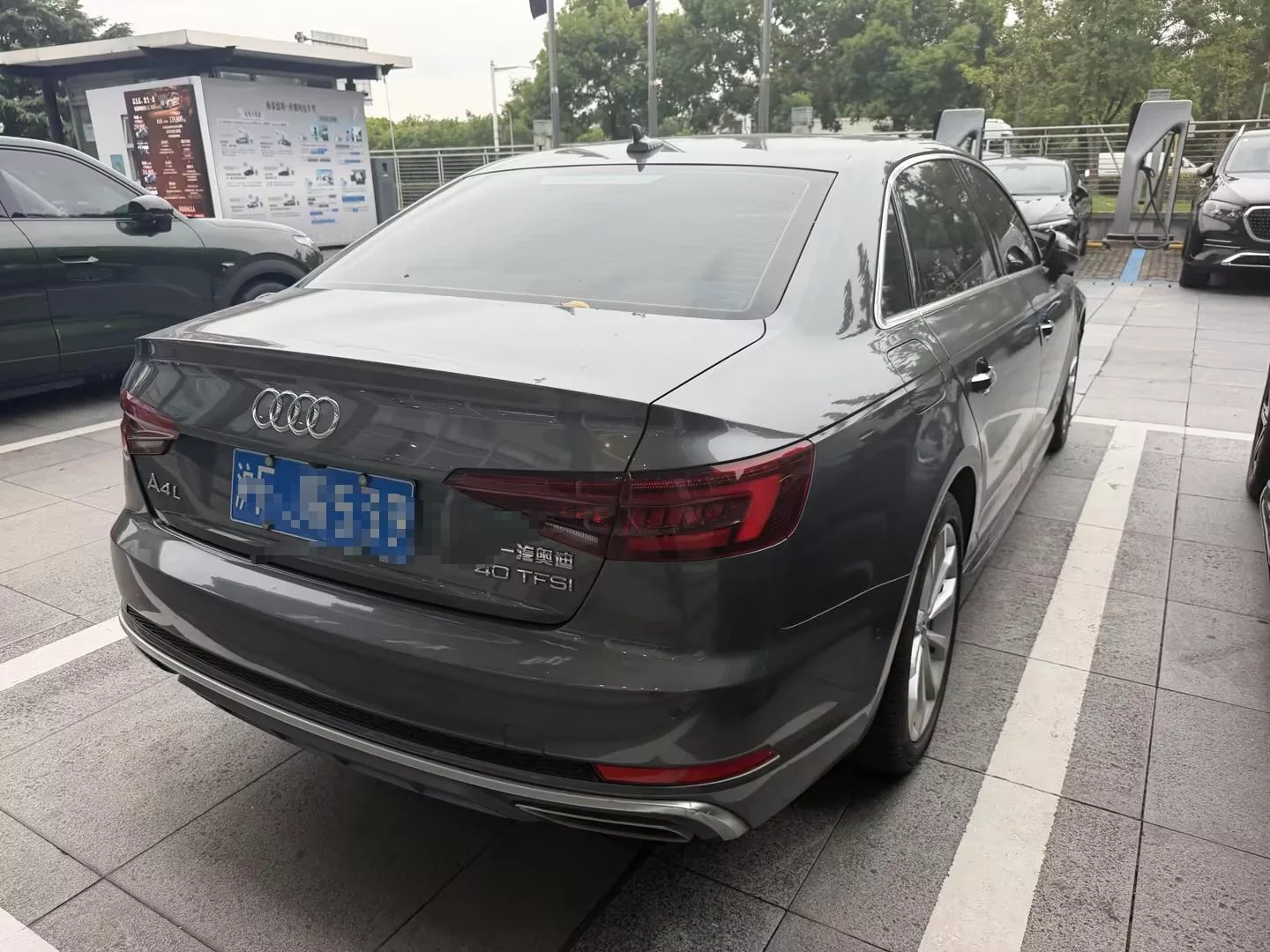 Audi A4L  из Китая