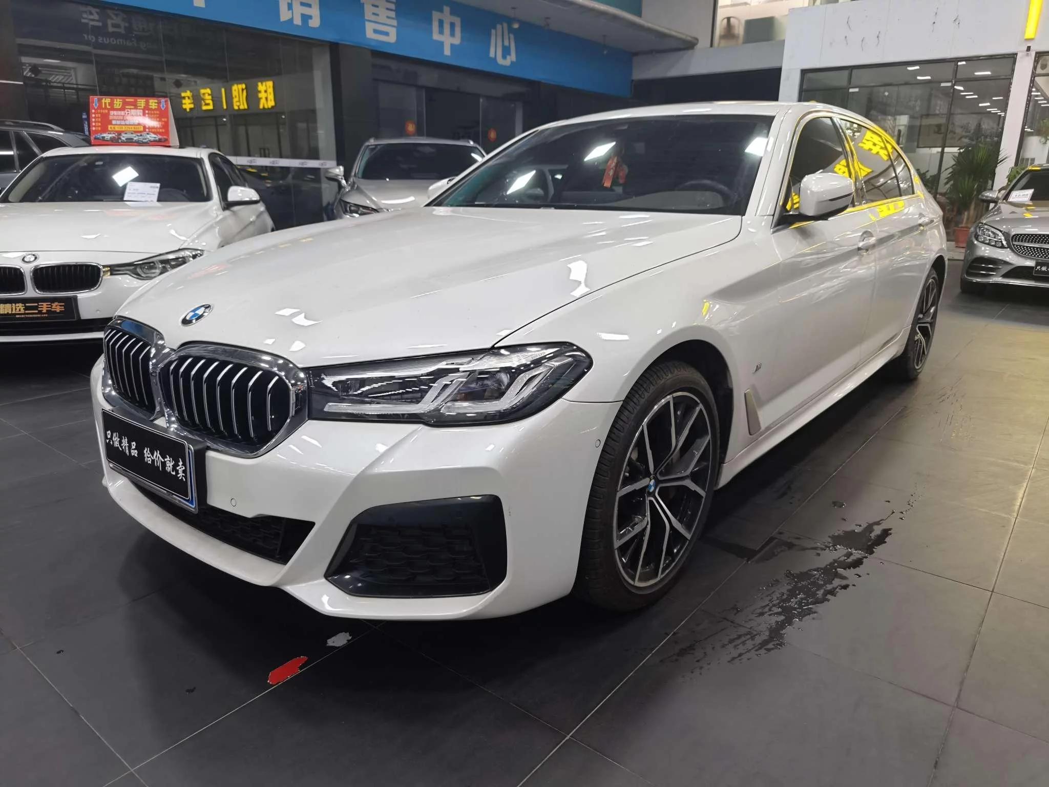 BMW 5-SERIES