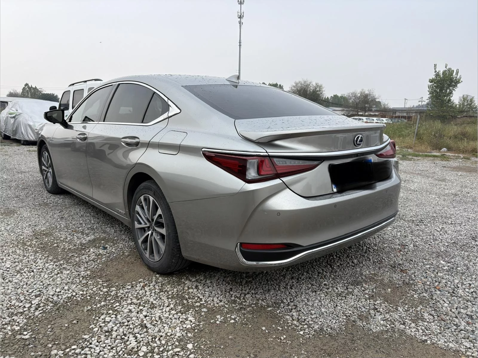 Lexus ES