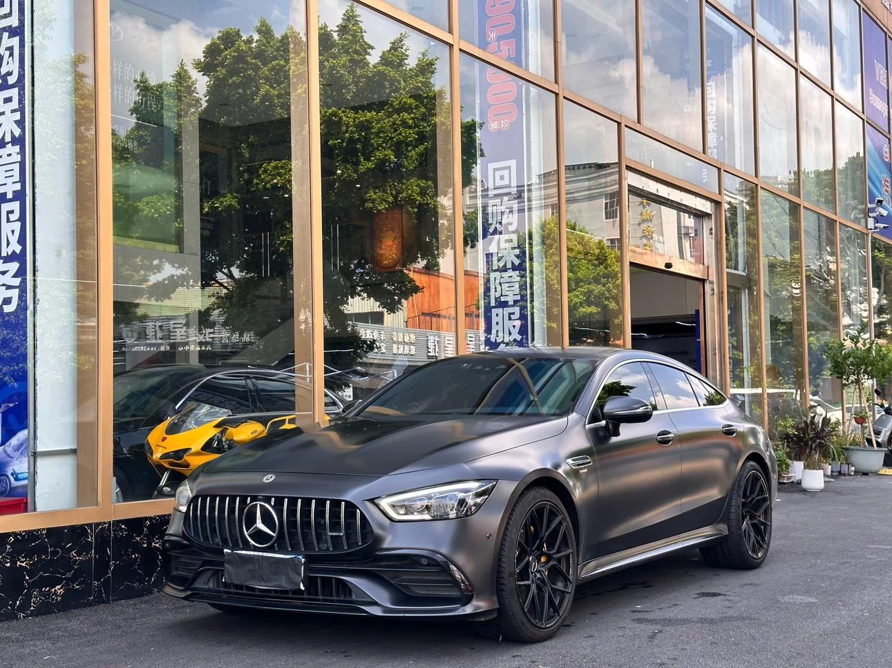 Mercedes-Benz AMG GT  из Китая