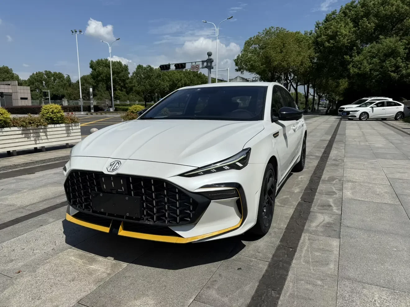 MG 6