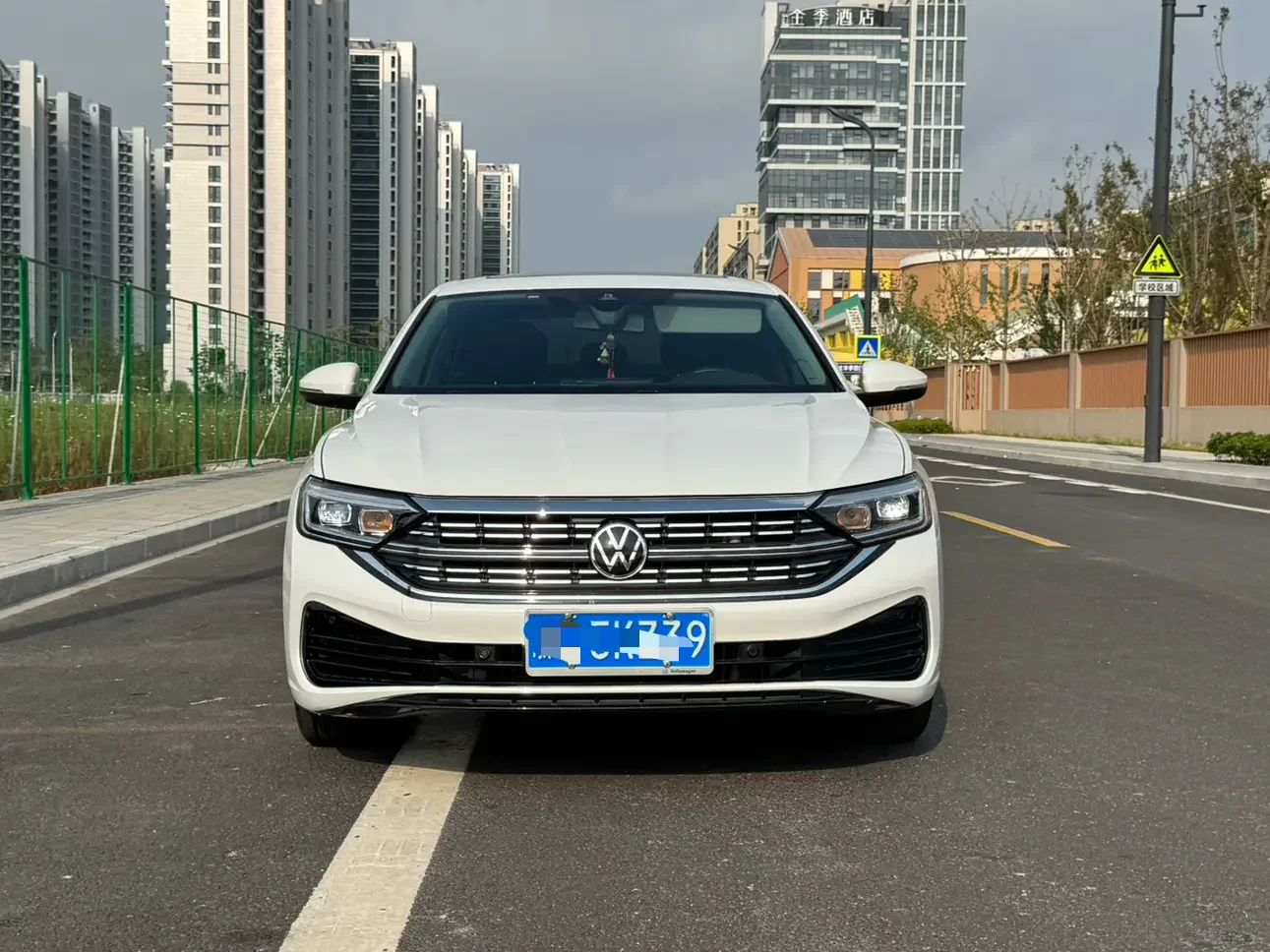 Volkswagen Sagitar