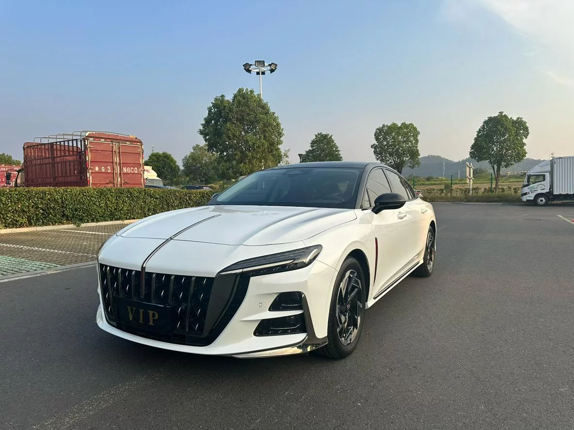 Hongqi H6