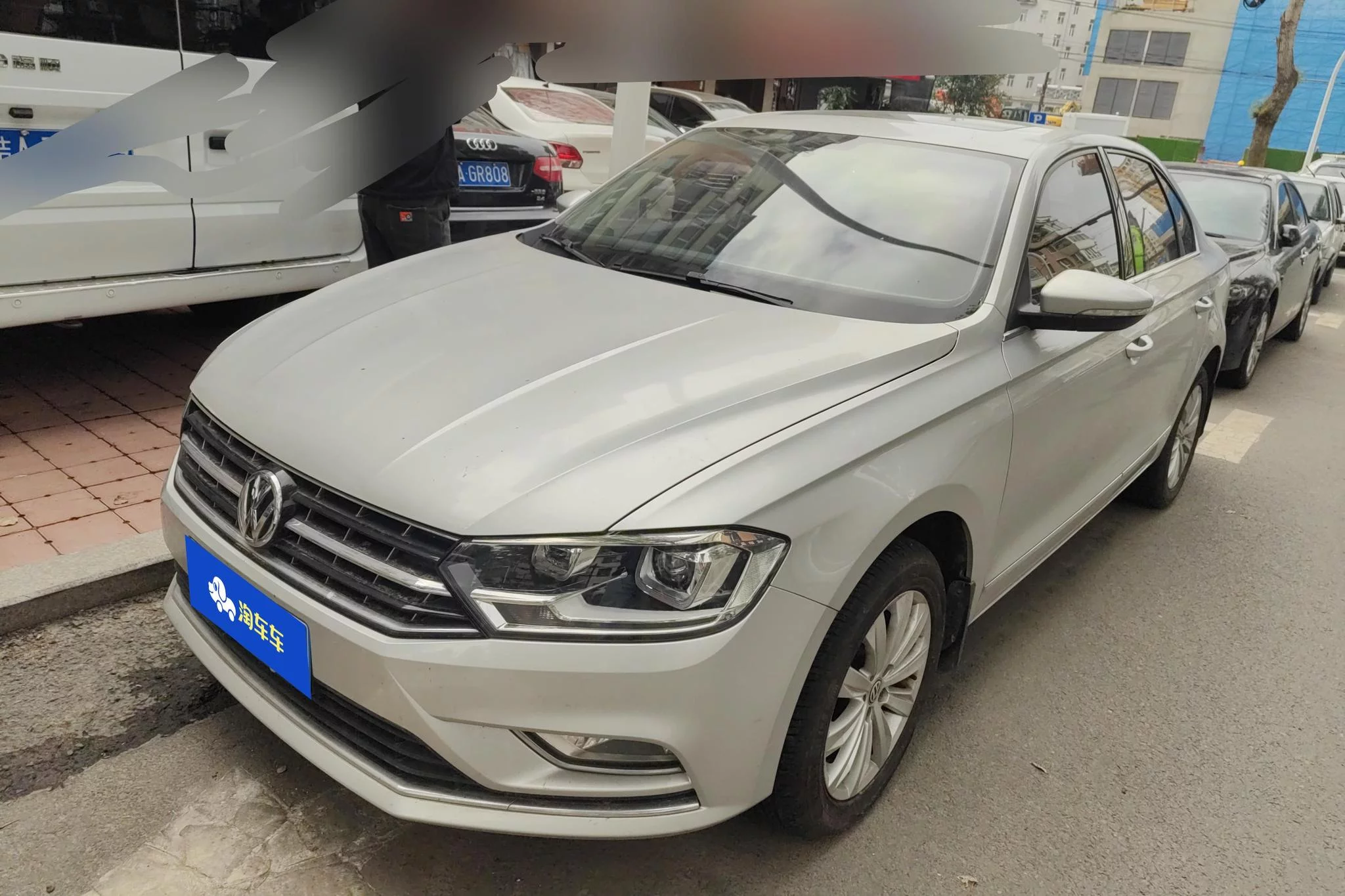 Volkswagen Bora  из Китая