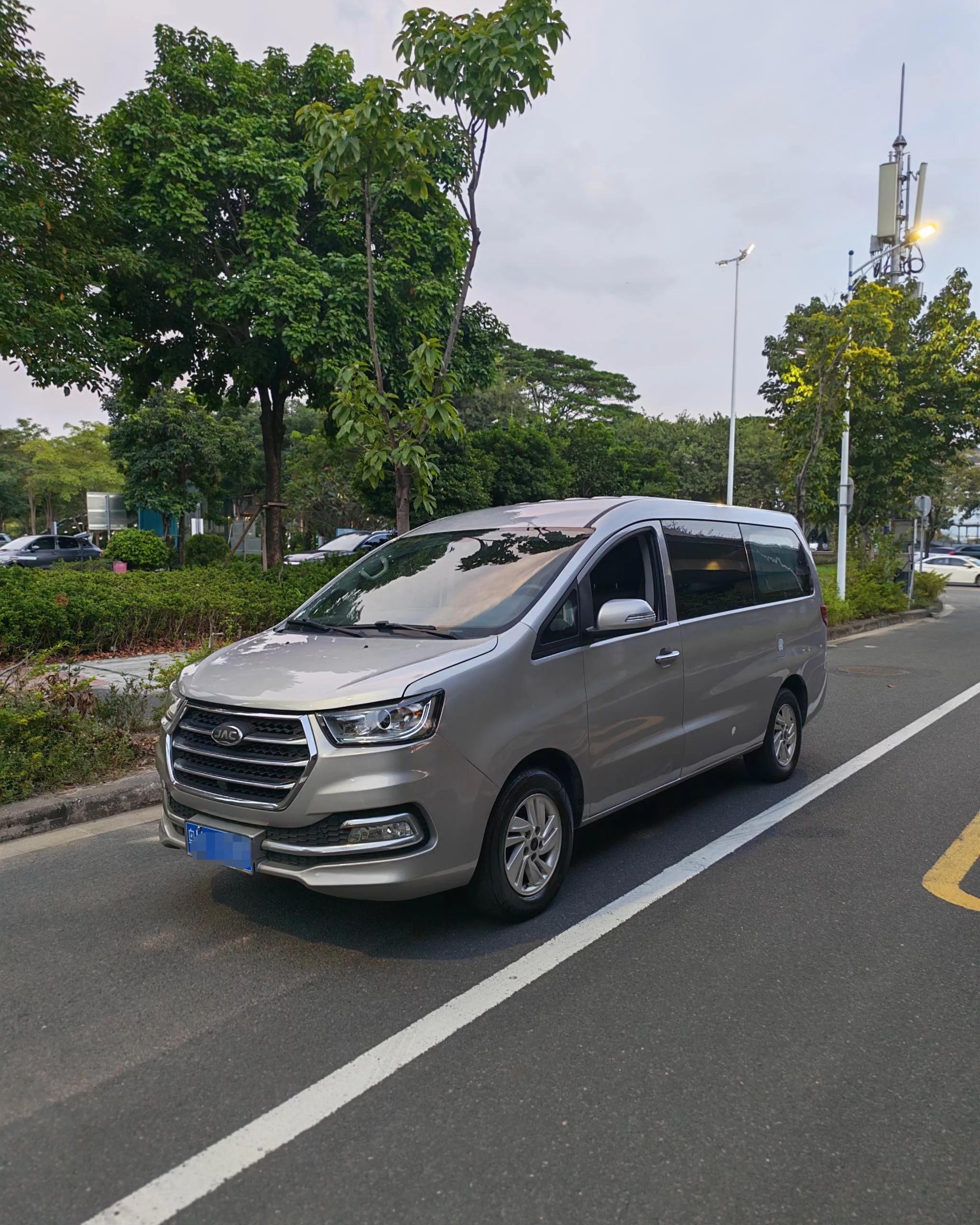 JAC Ruifeng M4
