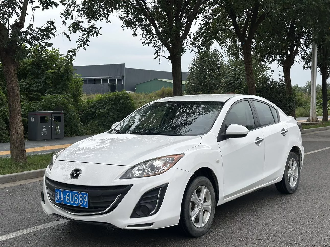 Mazda Axela (Mazda3)  из Китая