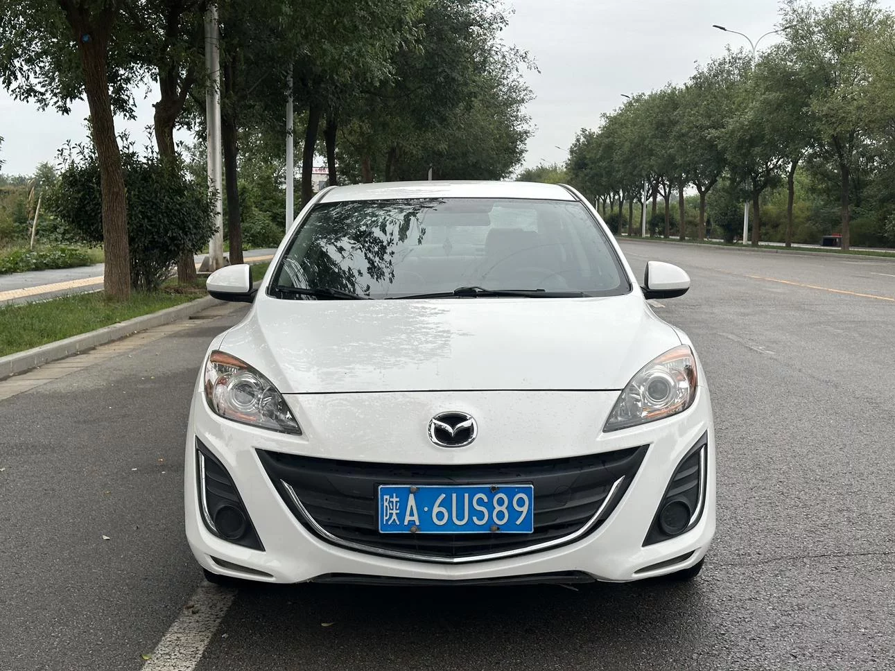 Mazda Axela (Mazda3)  из Китая