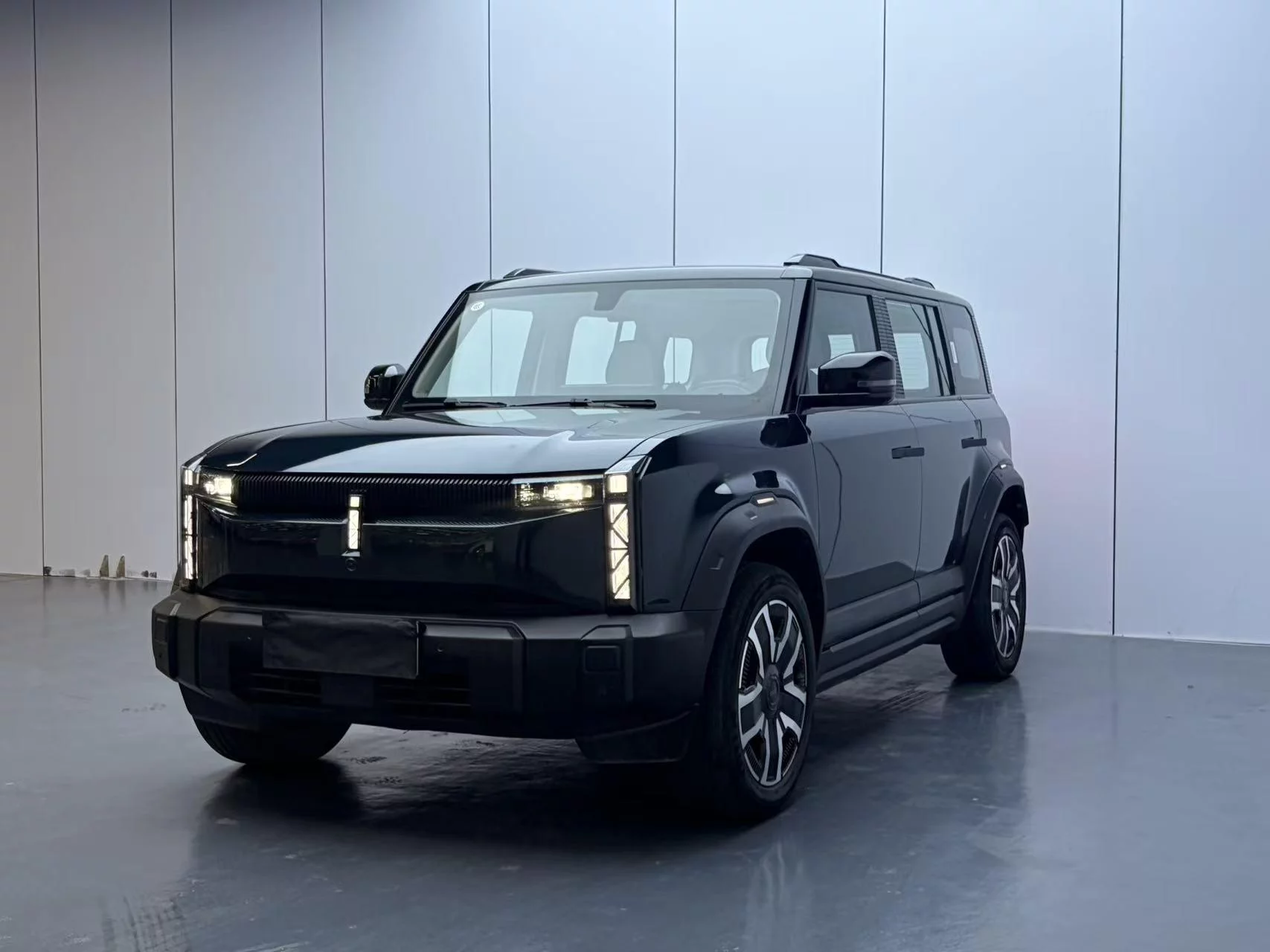 iCAR 03