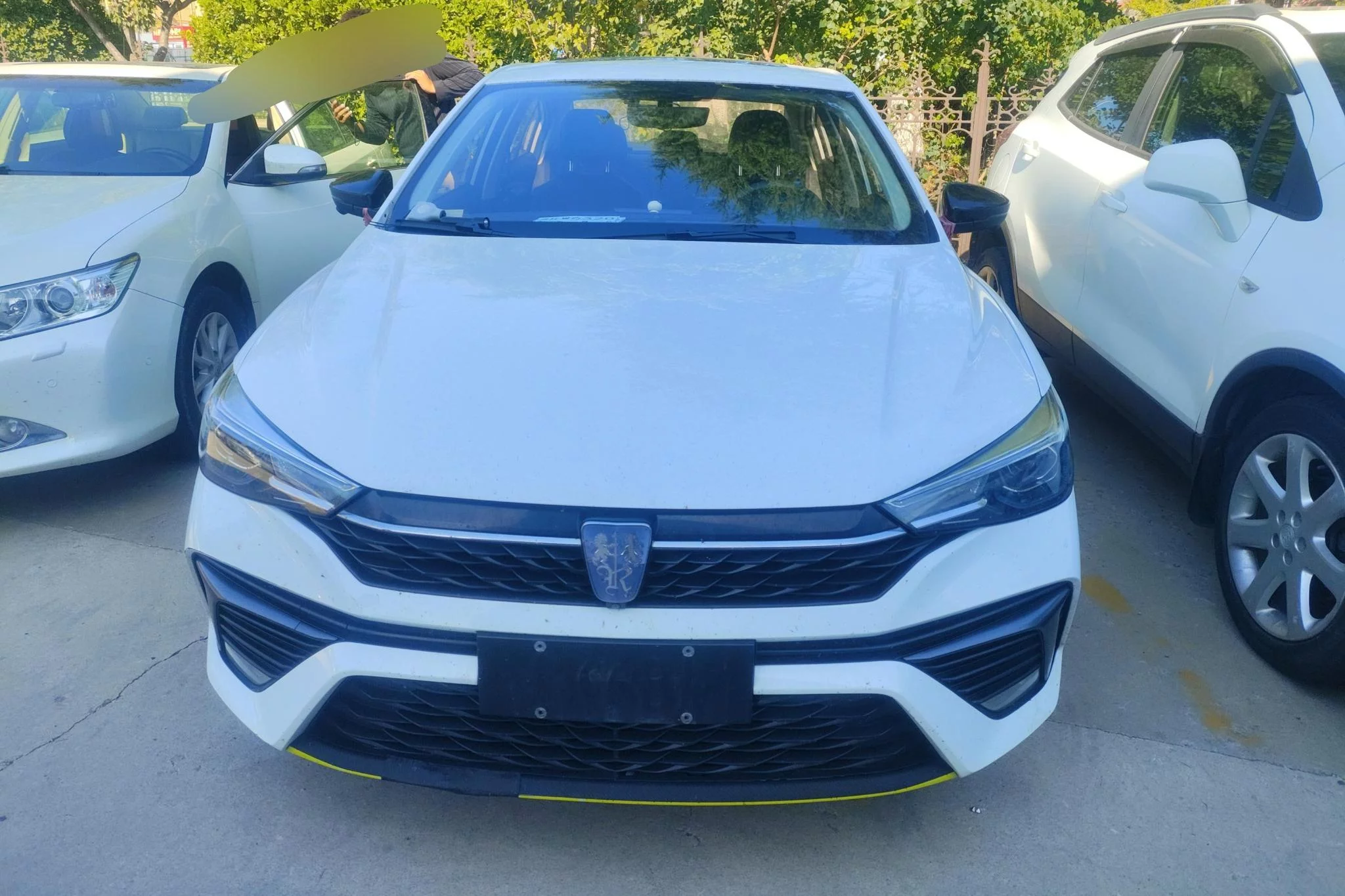 Roewe i5