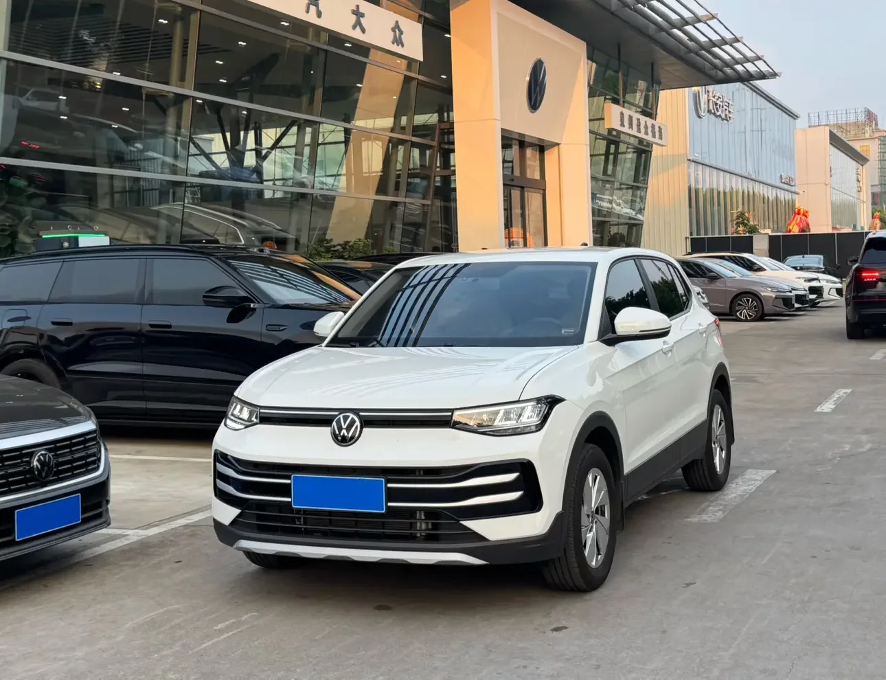 Volkswagen Tharu