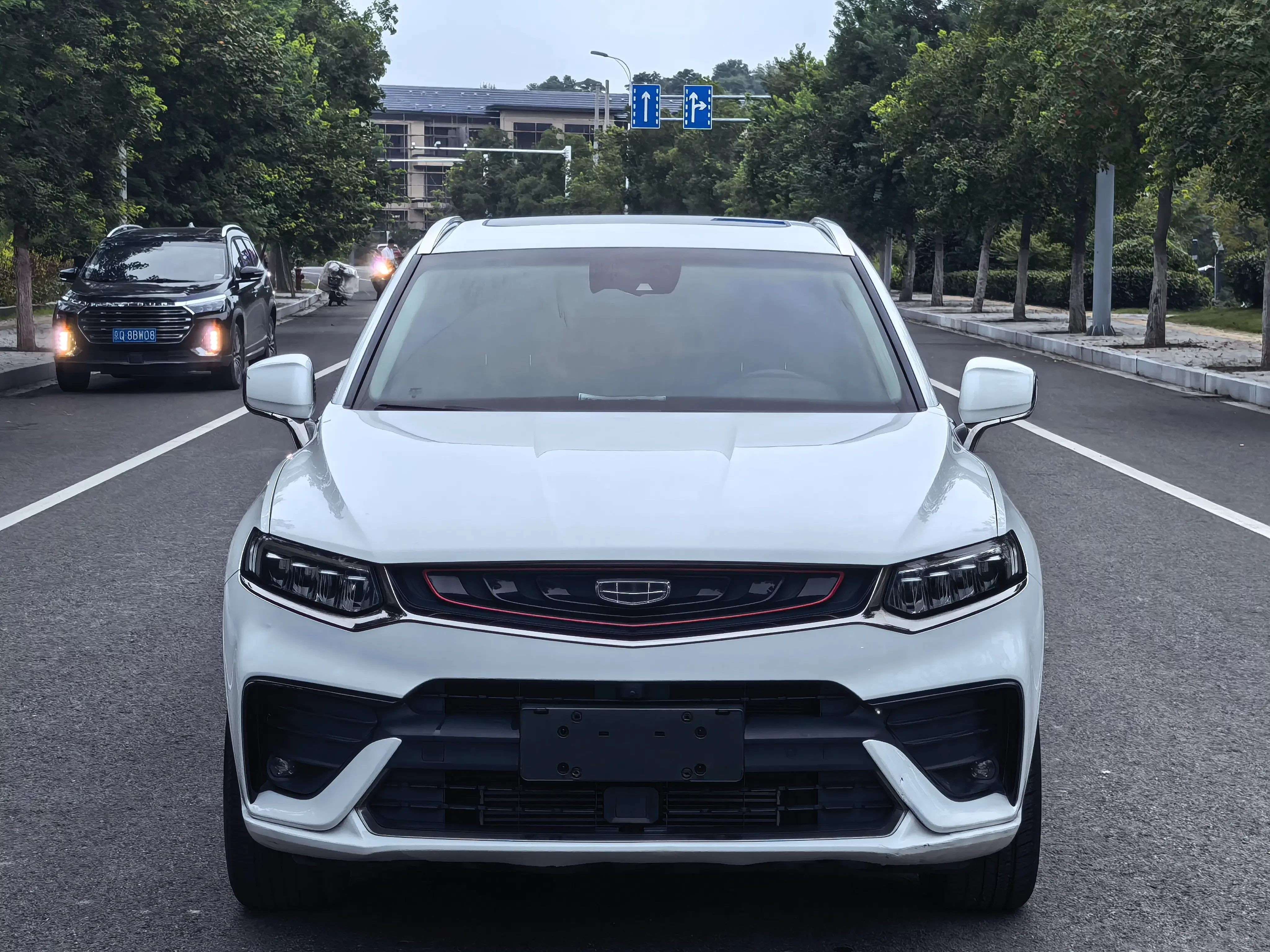 Geely Tugella  из Китая