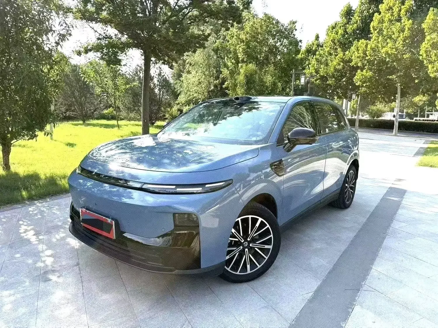 Leapmotor B10