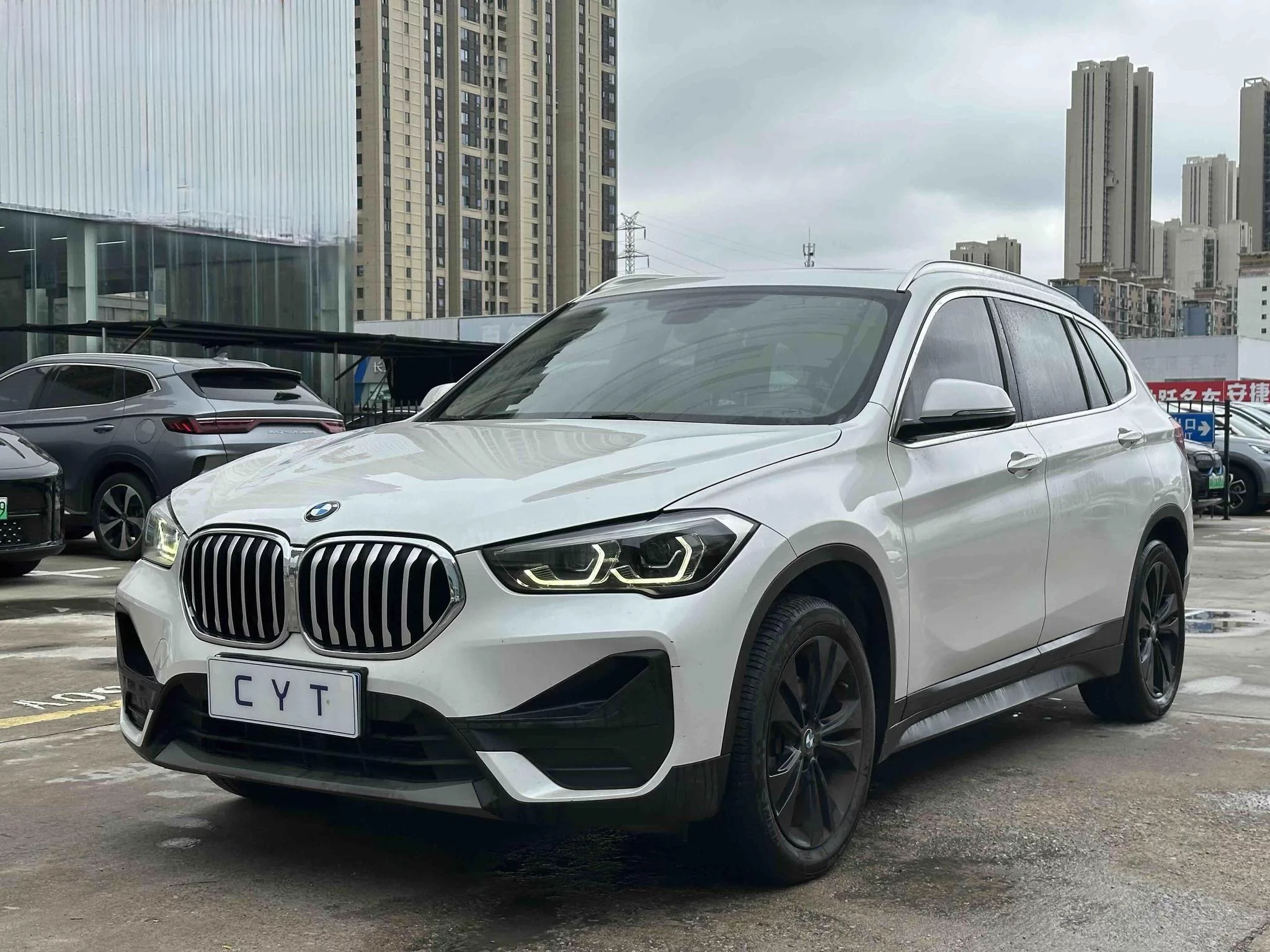 BMW X1