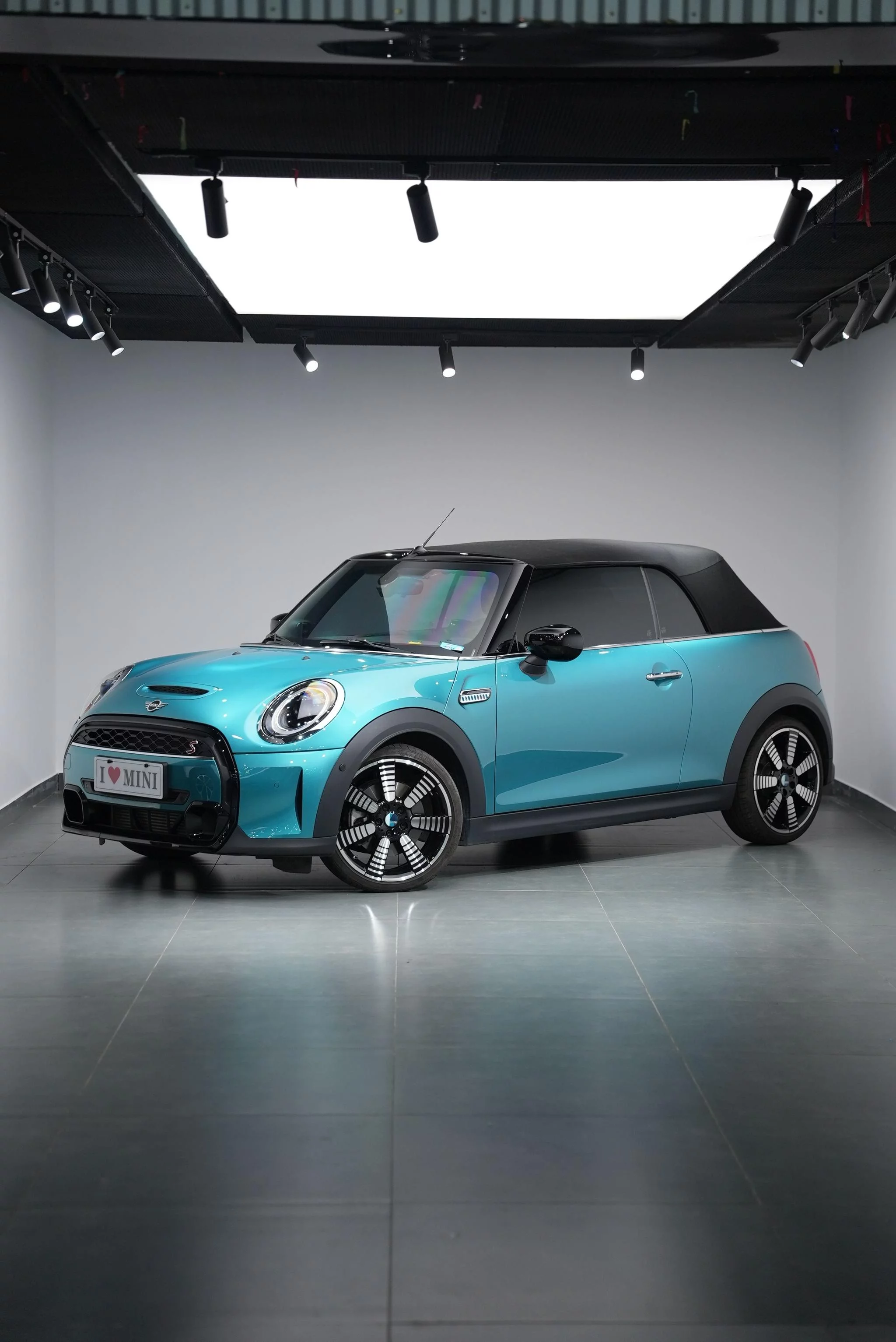 MINI MINI