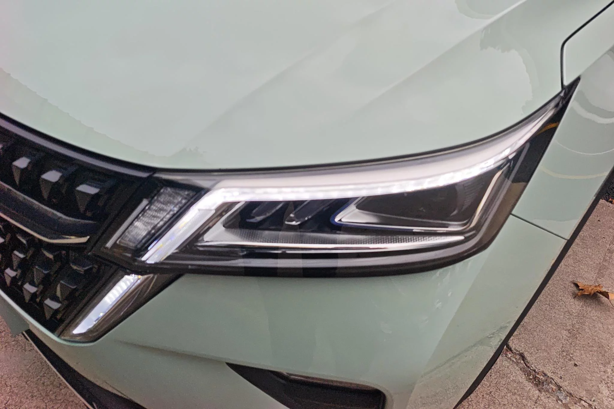 Wuling Asta