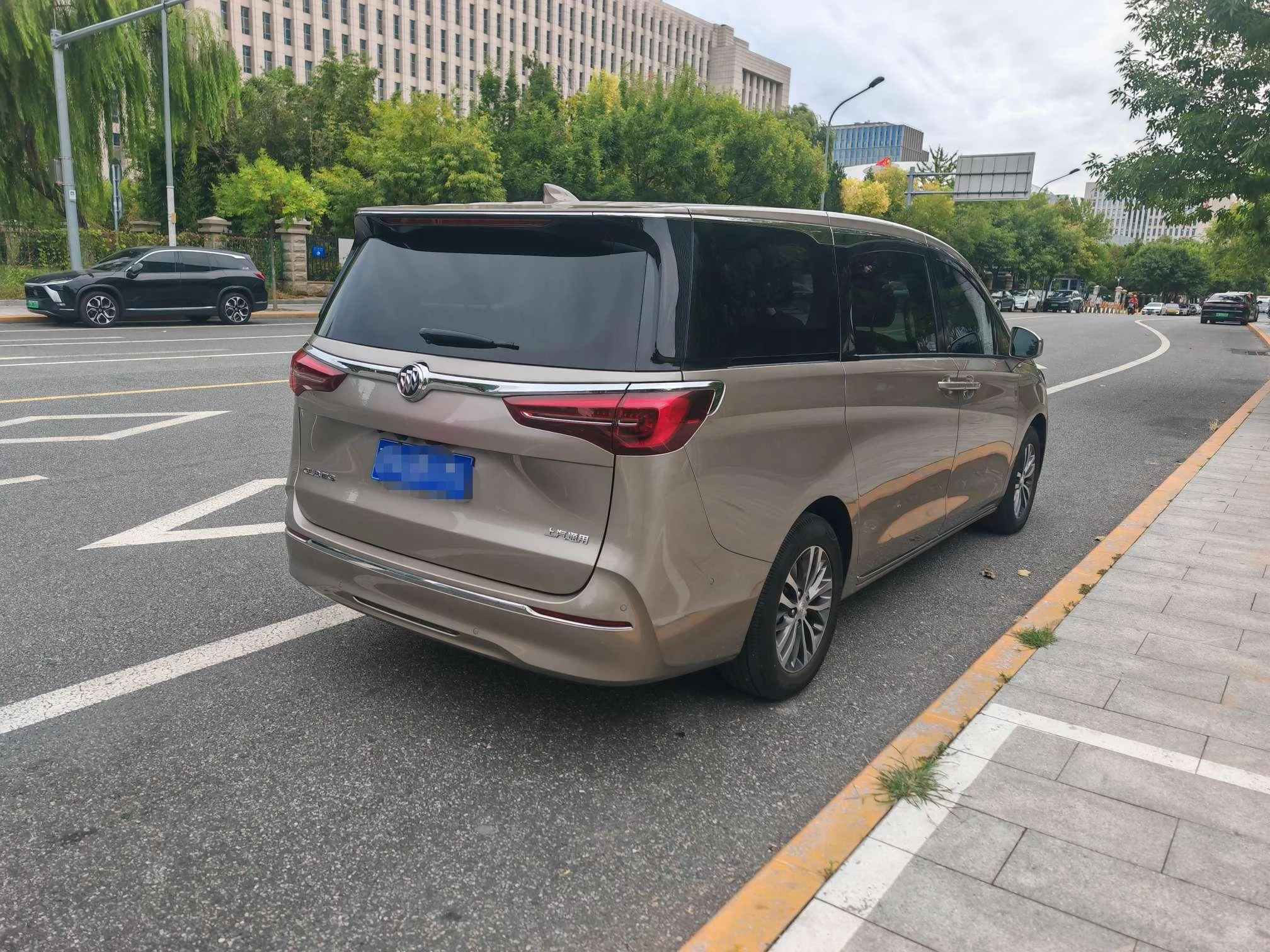 Buick GL8