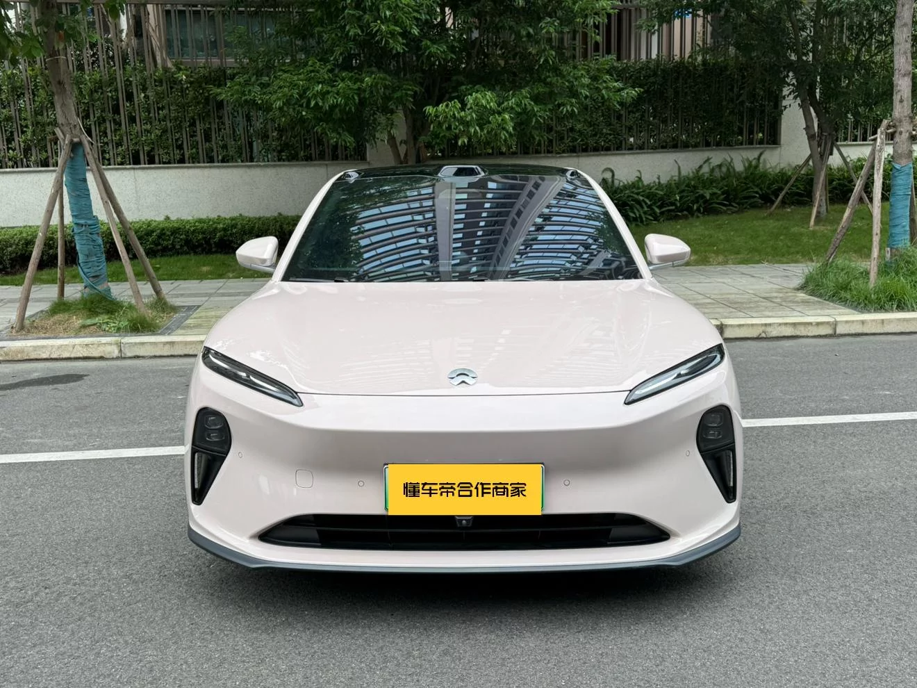 NIO ET5T