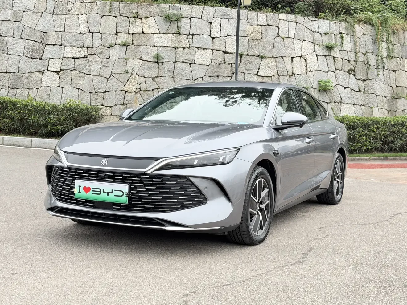 BYD Qin L DM