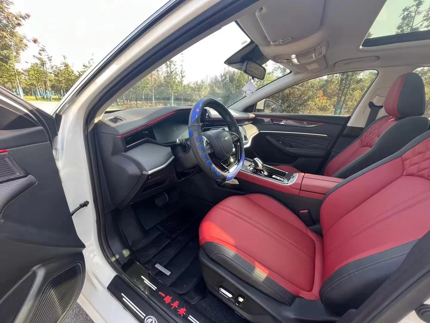 Dongfeng Yixuan MAX