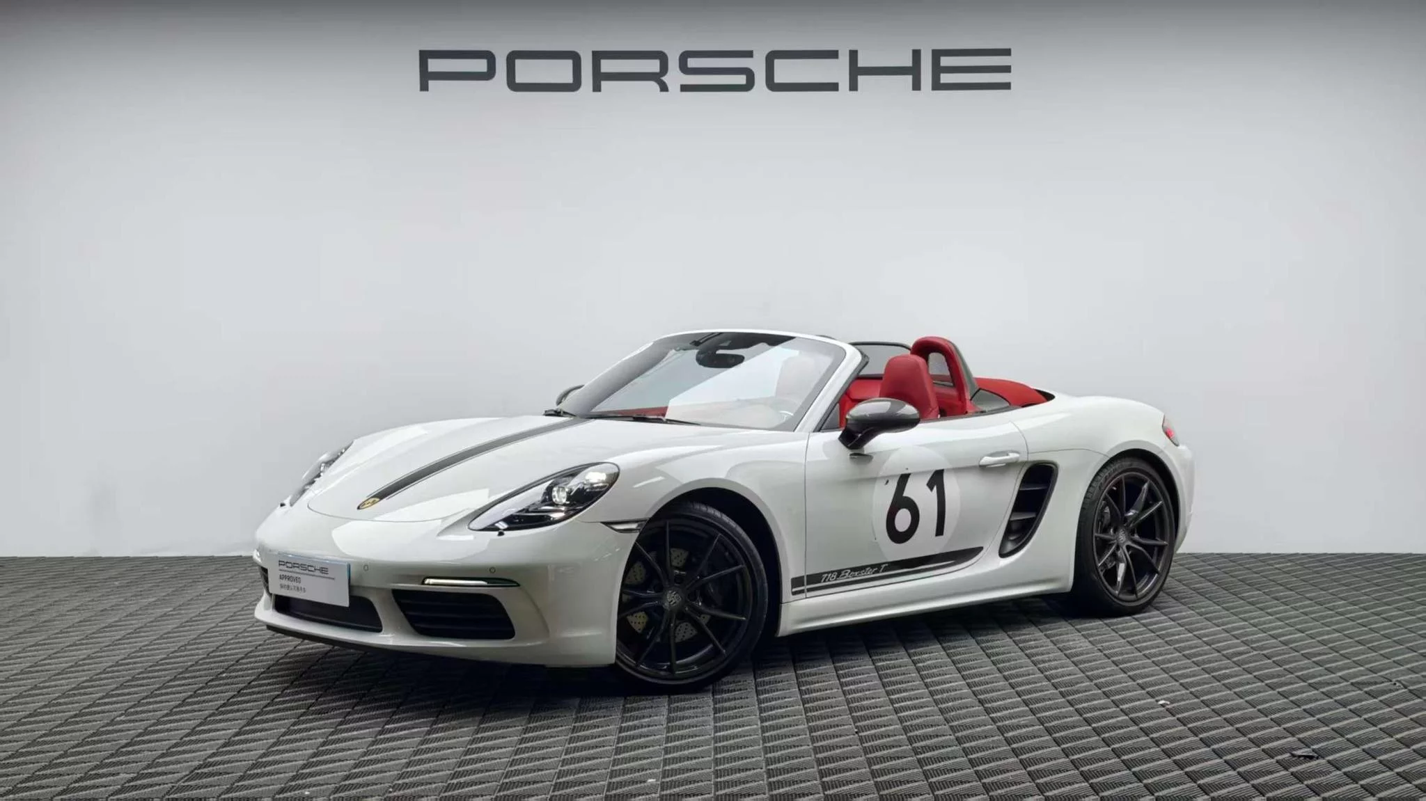 PORSCHE 718