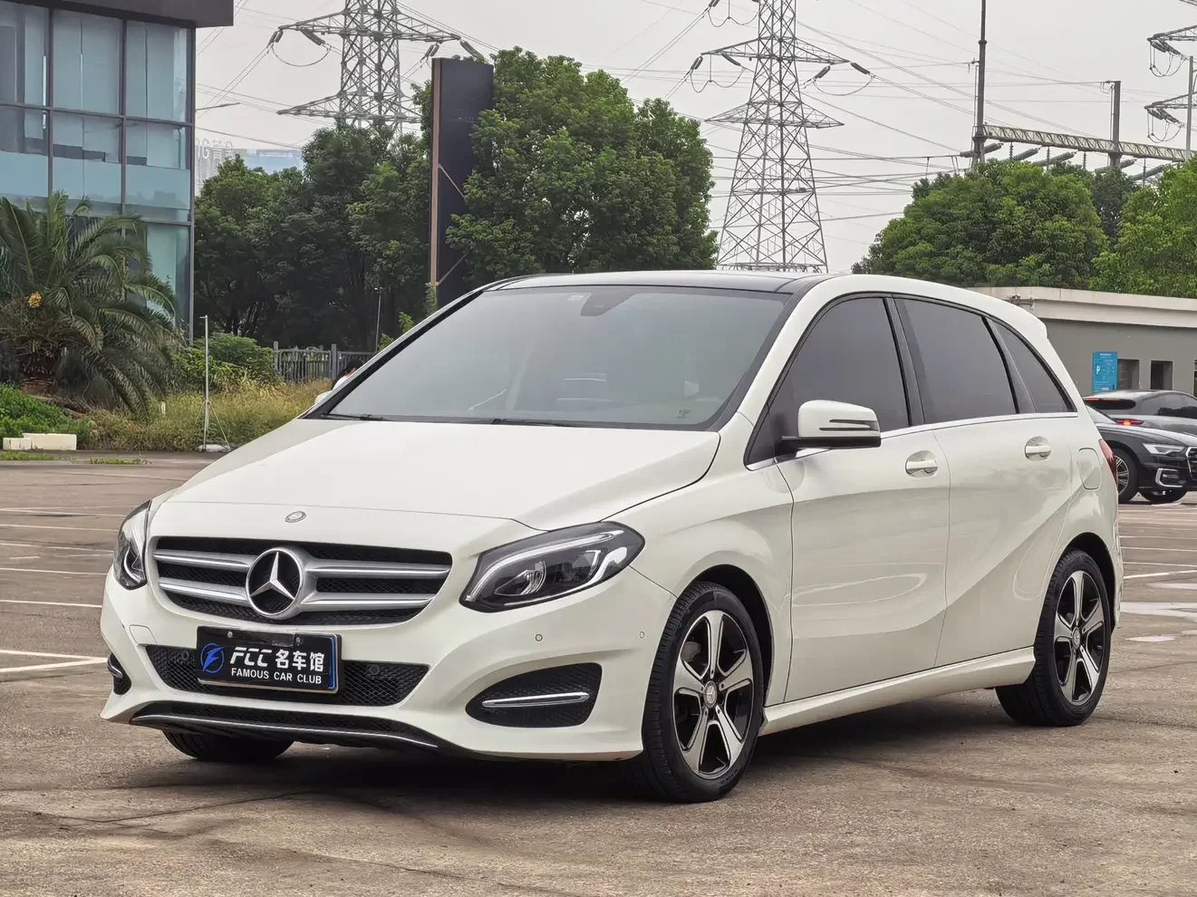 Mercedes-Benz B Class