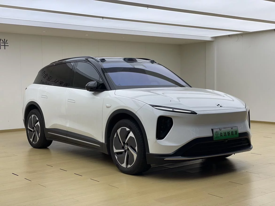 NIO ES6