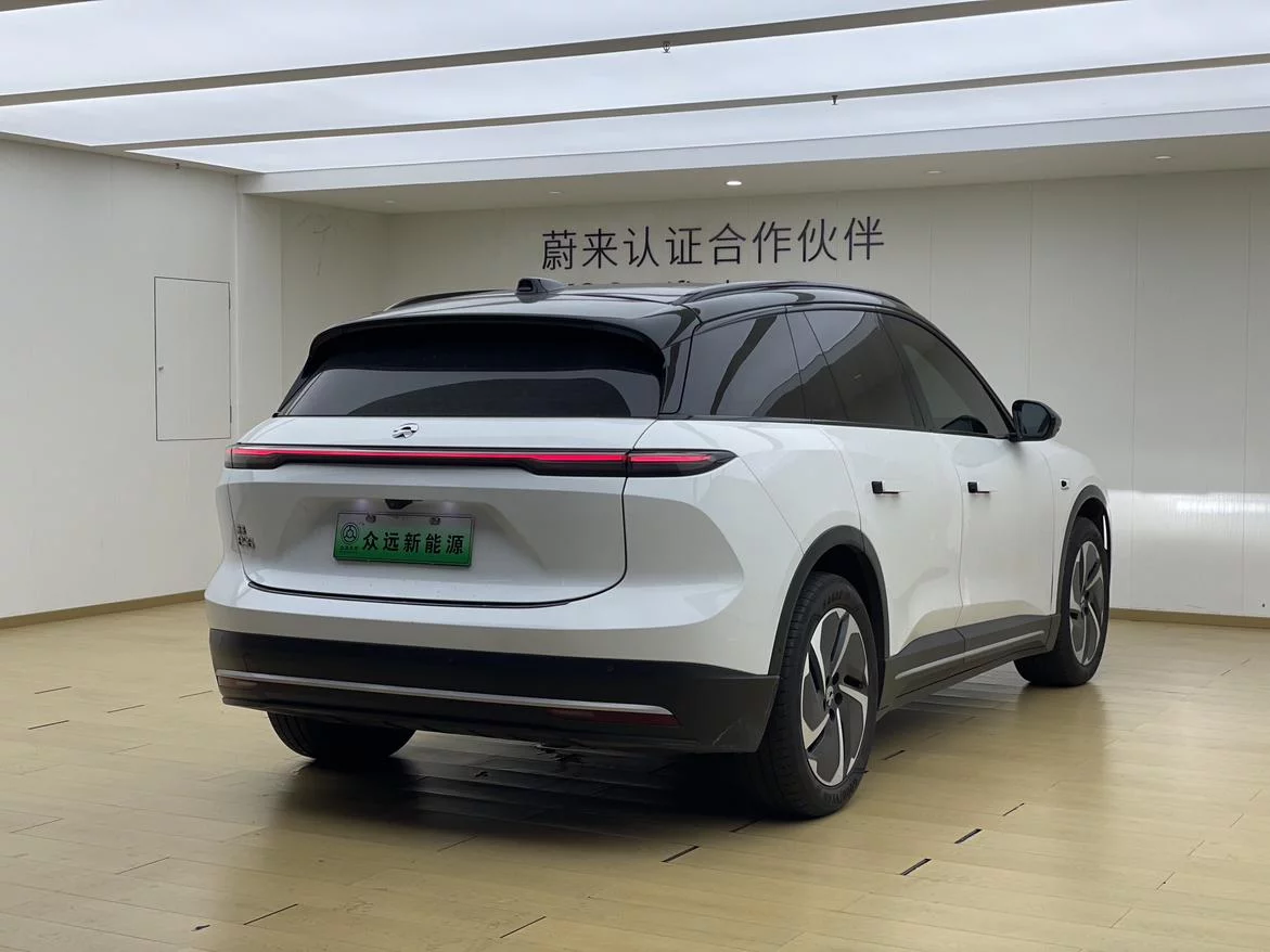 NIO ES6