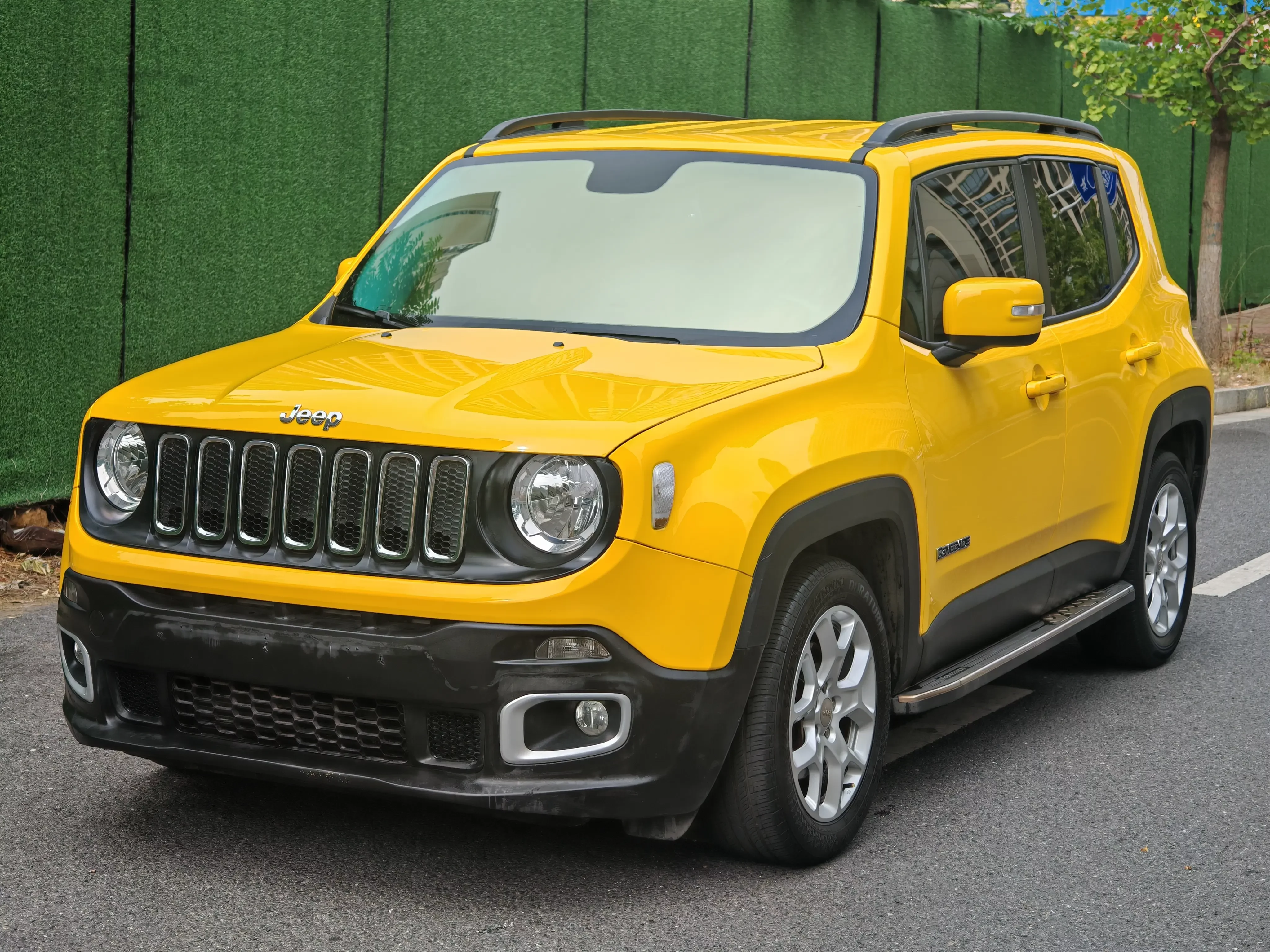 Jeep Freeman