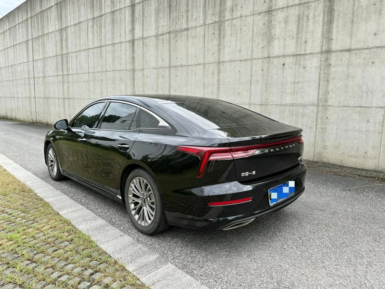 FAW Bestune B70