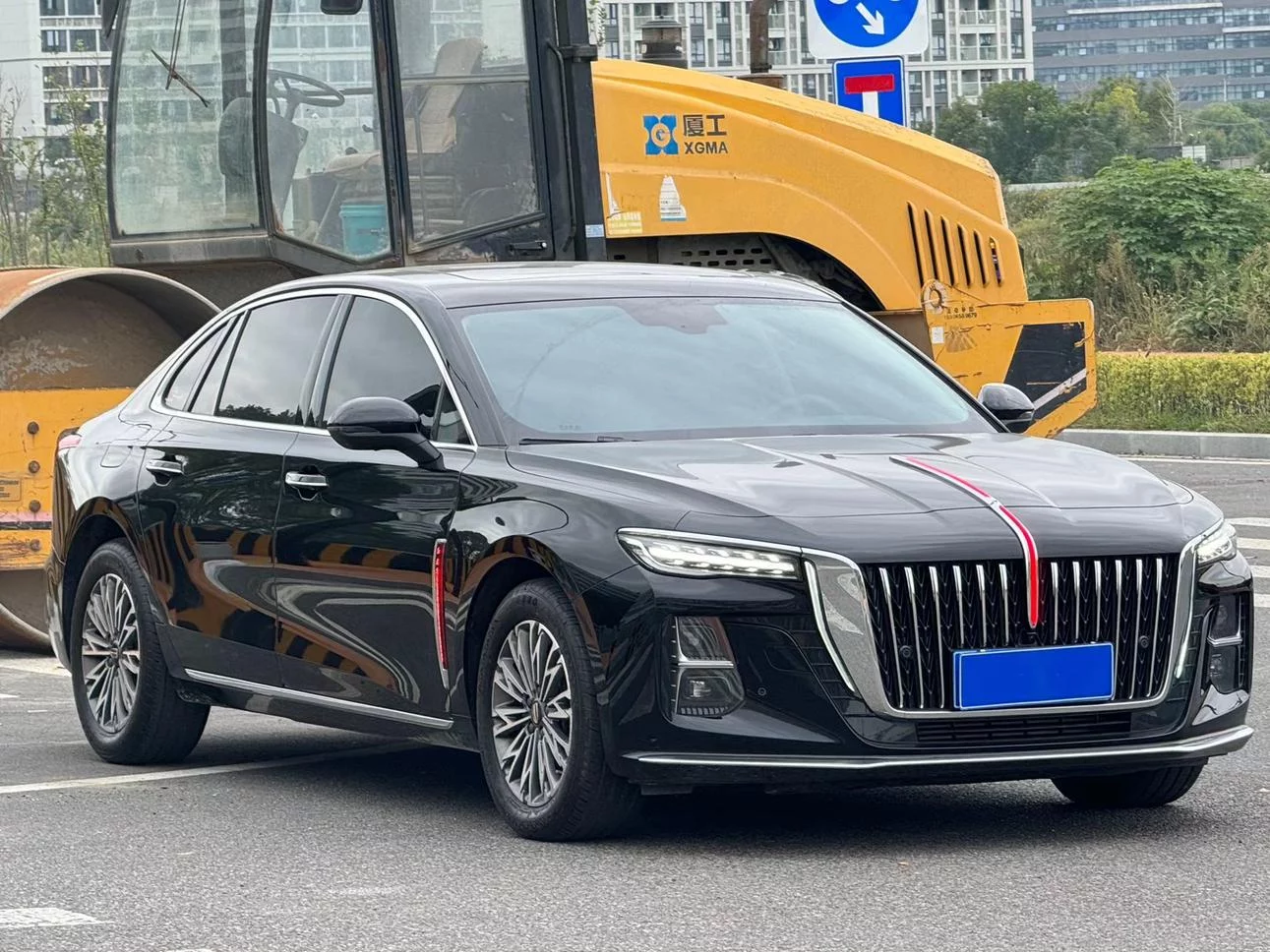 Hongqi H5