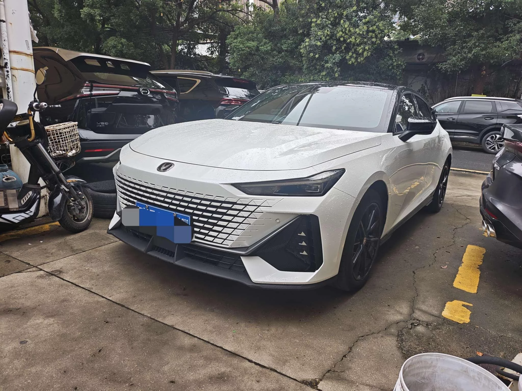 Changan UNI-V