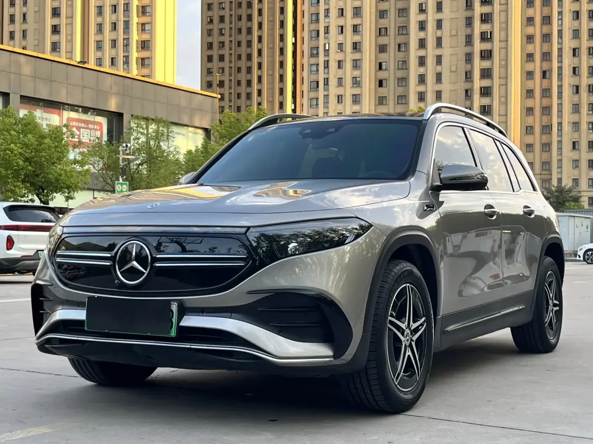 Mercedes-Benz EQB