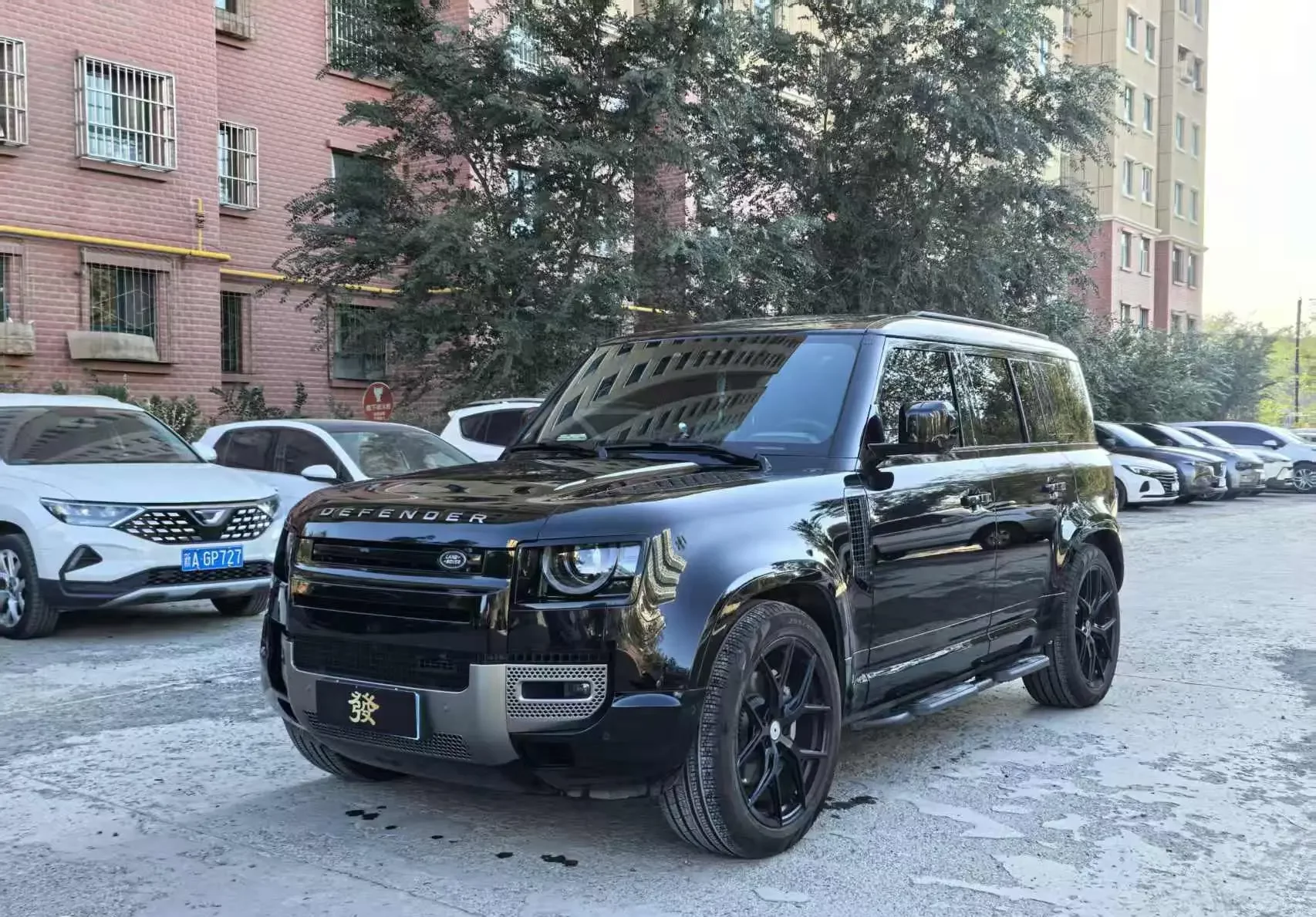 Land Rover Defender