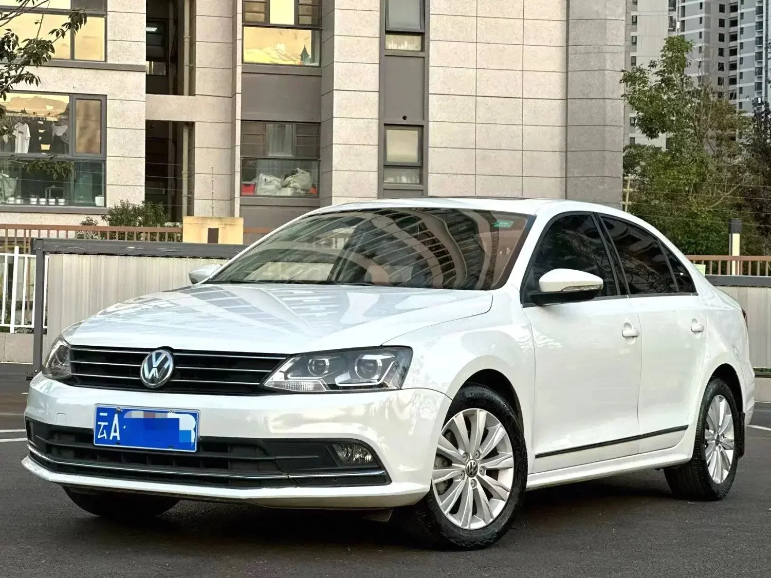 Volkswagen Sagitar