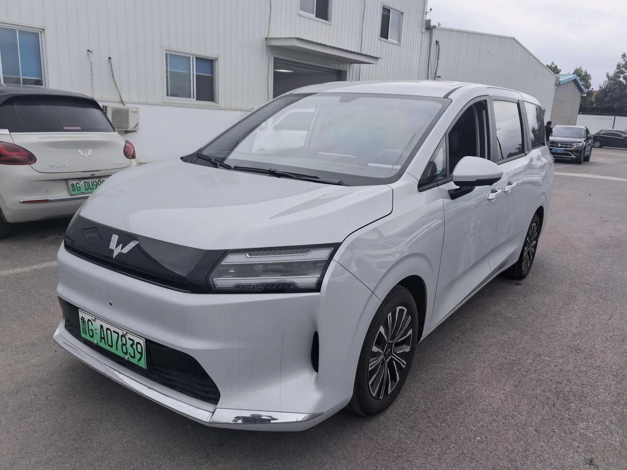 Wuling Starlight 730 EV