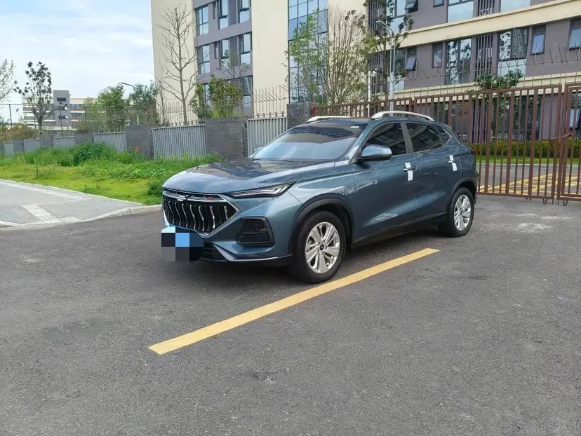 Oshan Changan Auchan X5