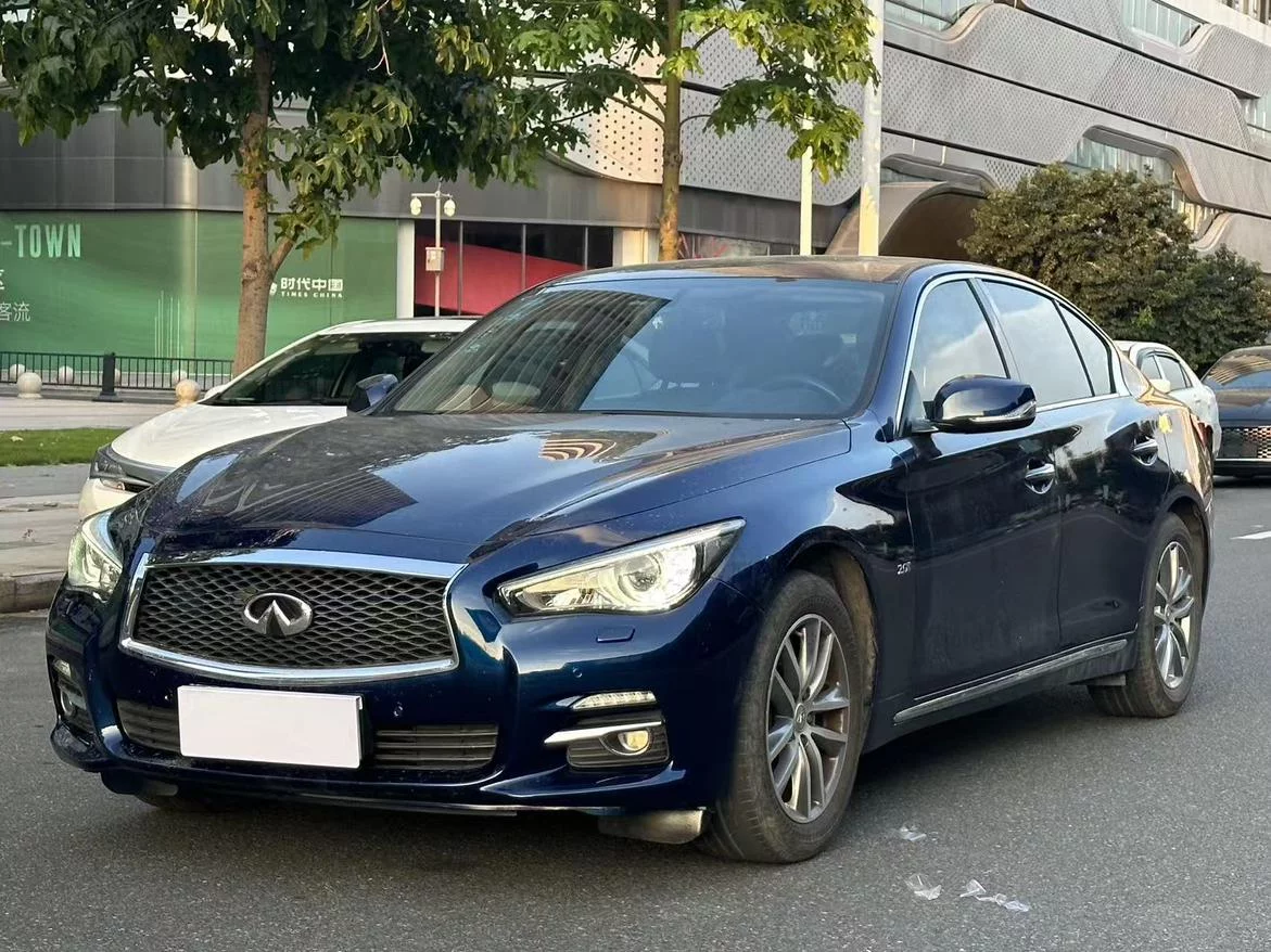 Infiniti Q50L