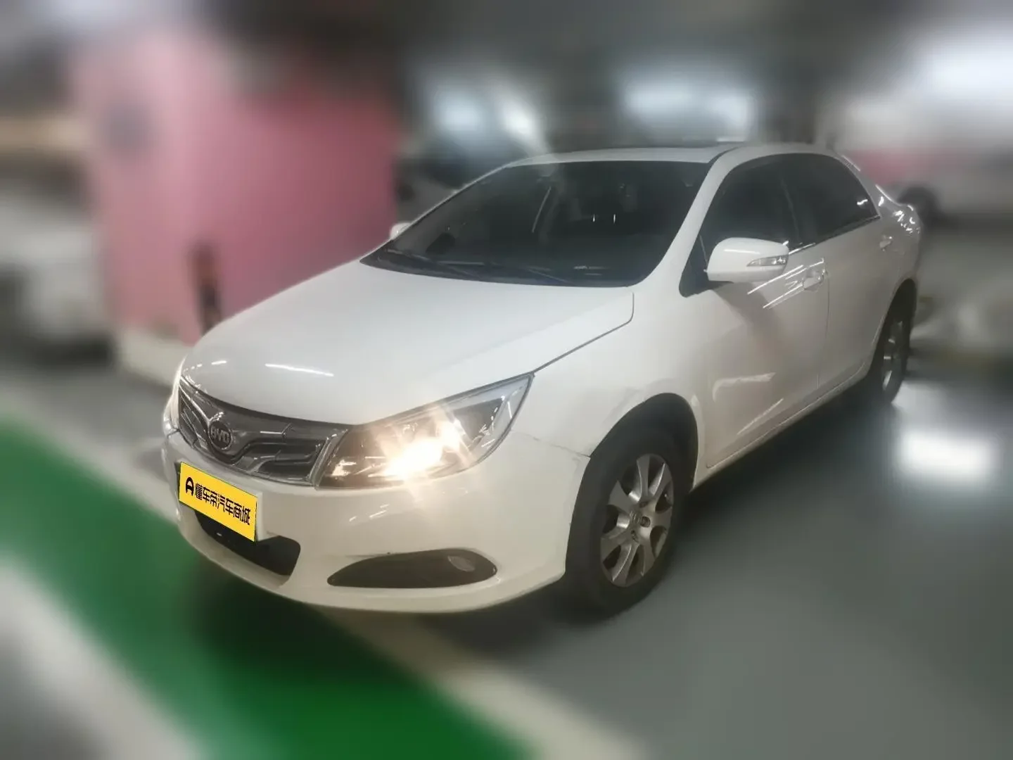 BYD e5