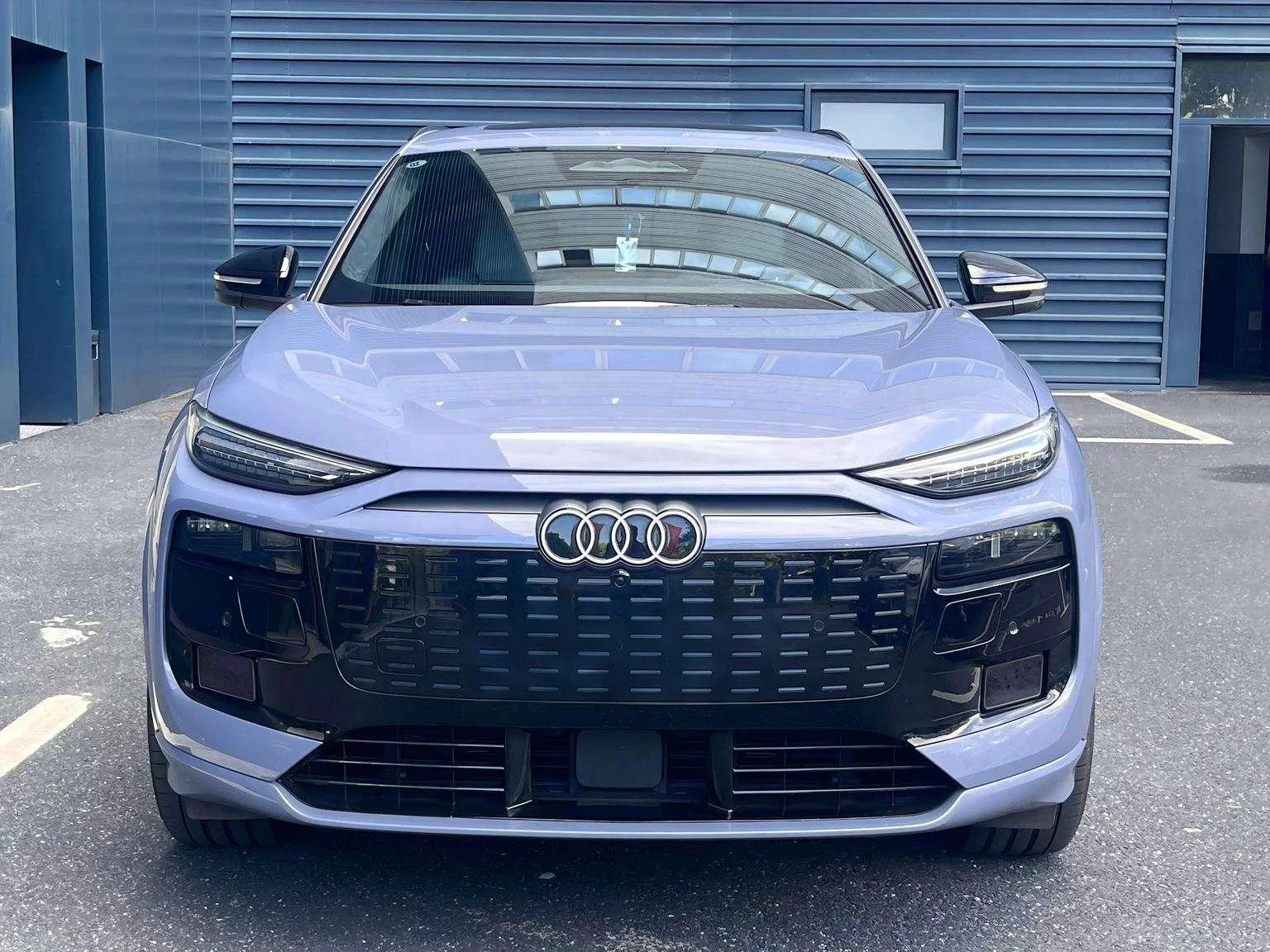 Audi Q6L e-tron