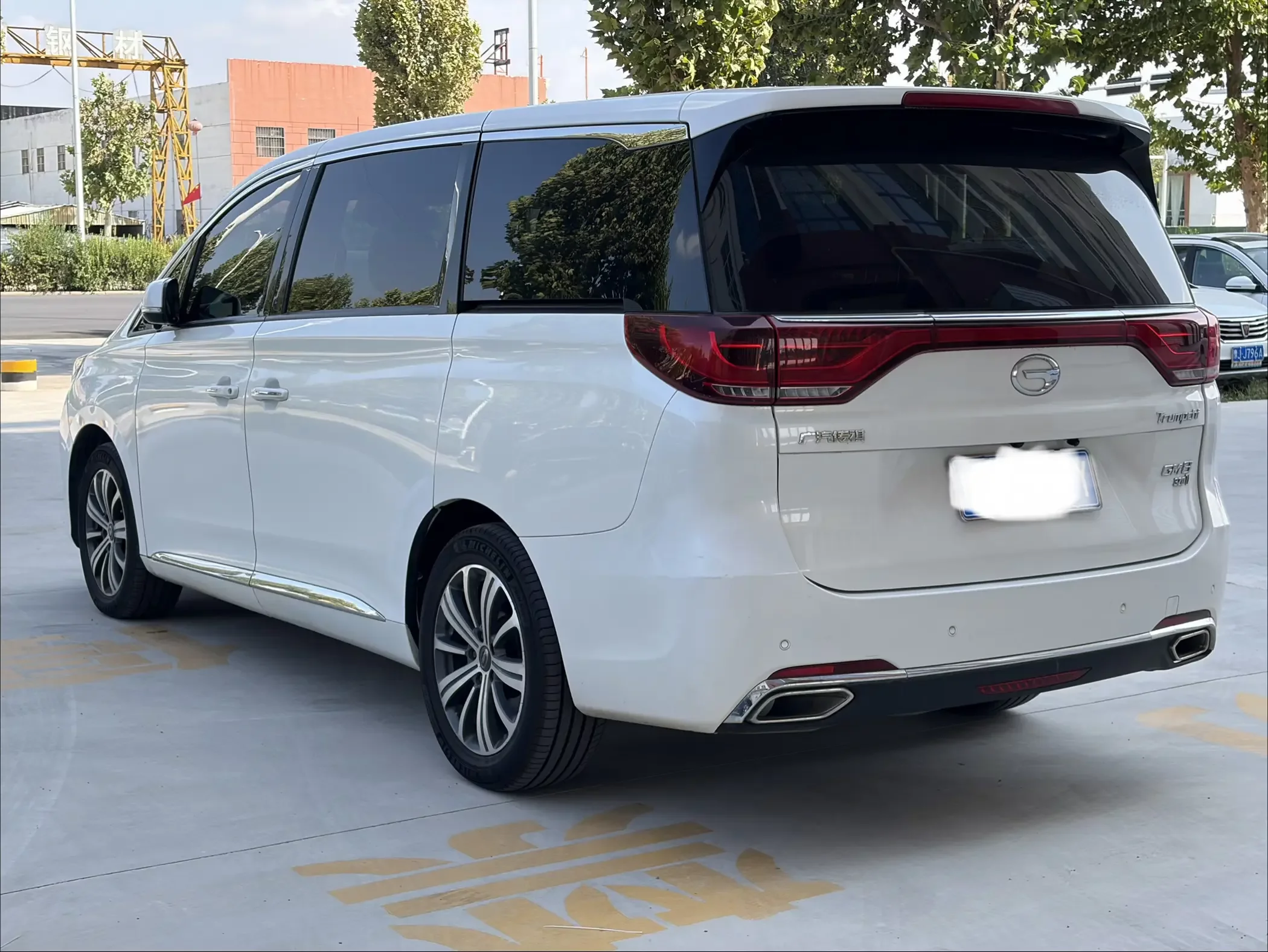GAC Trumpchi M8