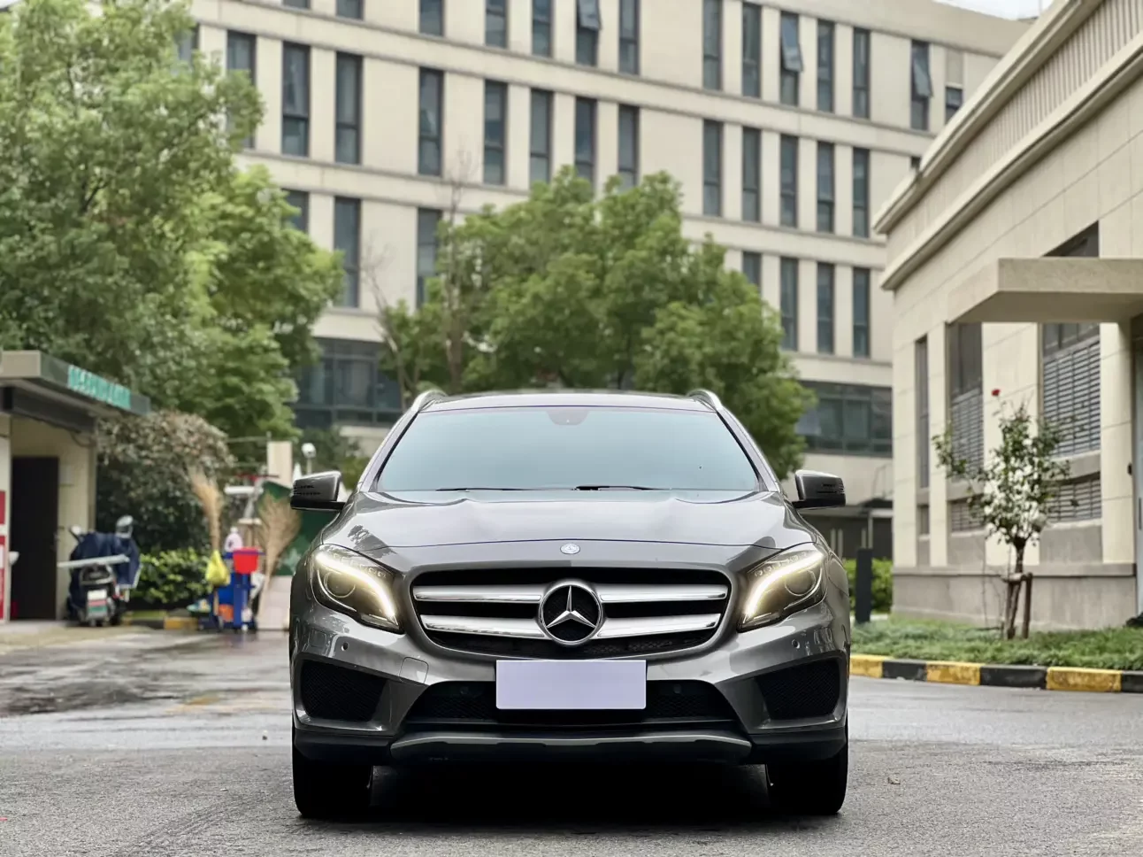 Mercedes-Benz GLA  из Китая