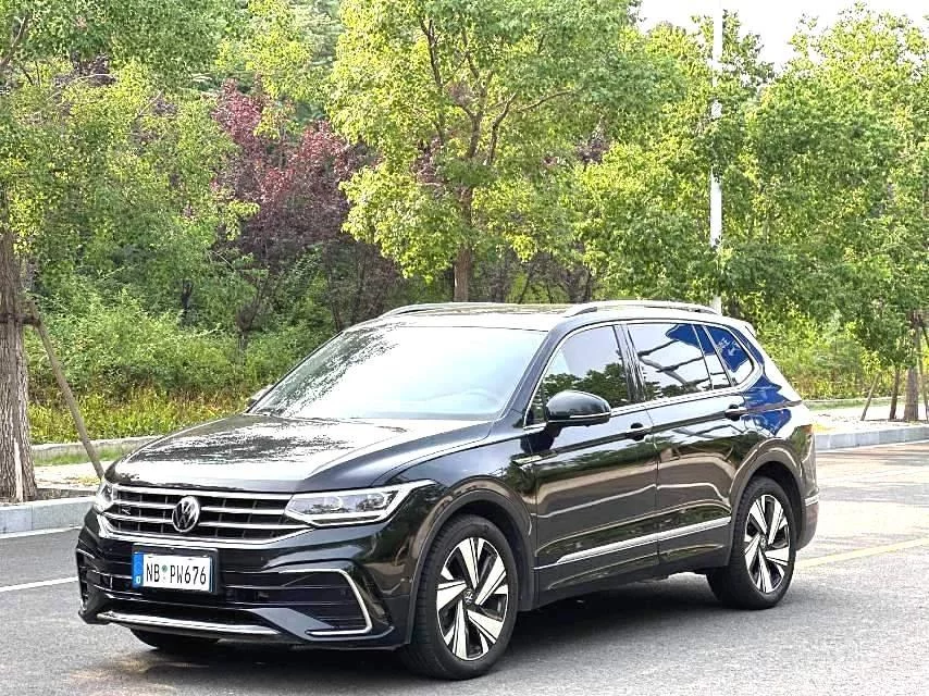 Volkswagen Tiguan L