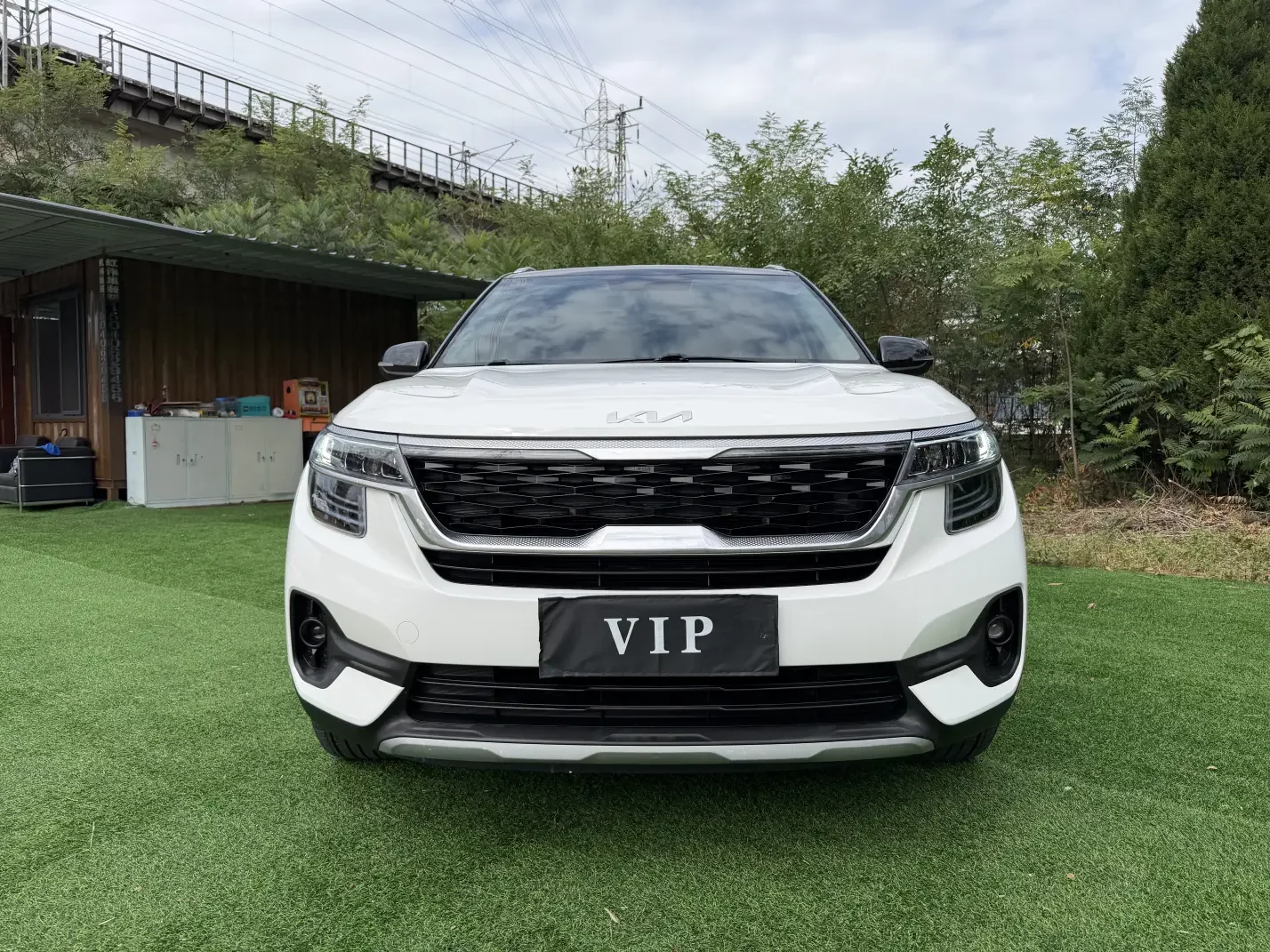 Kia Run proudly