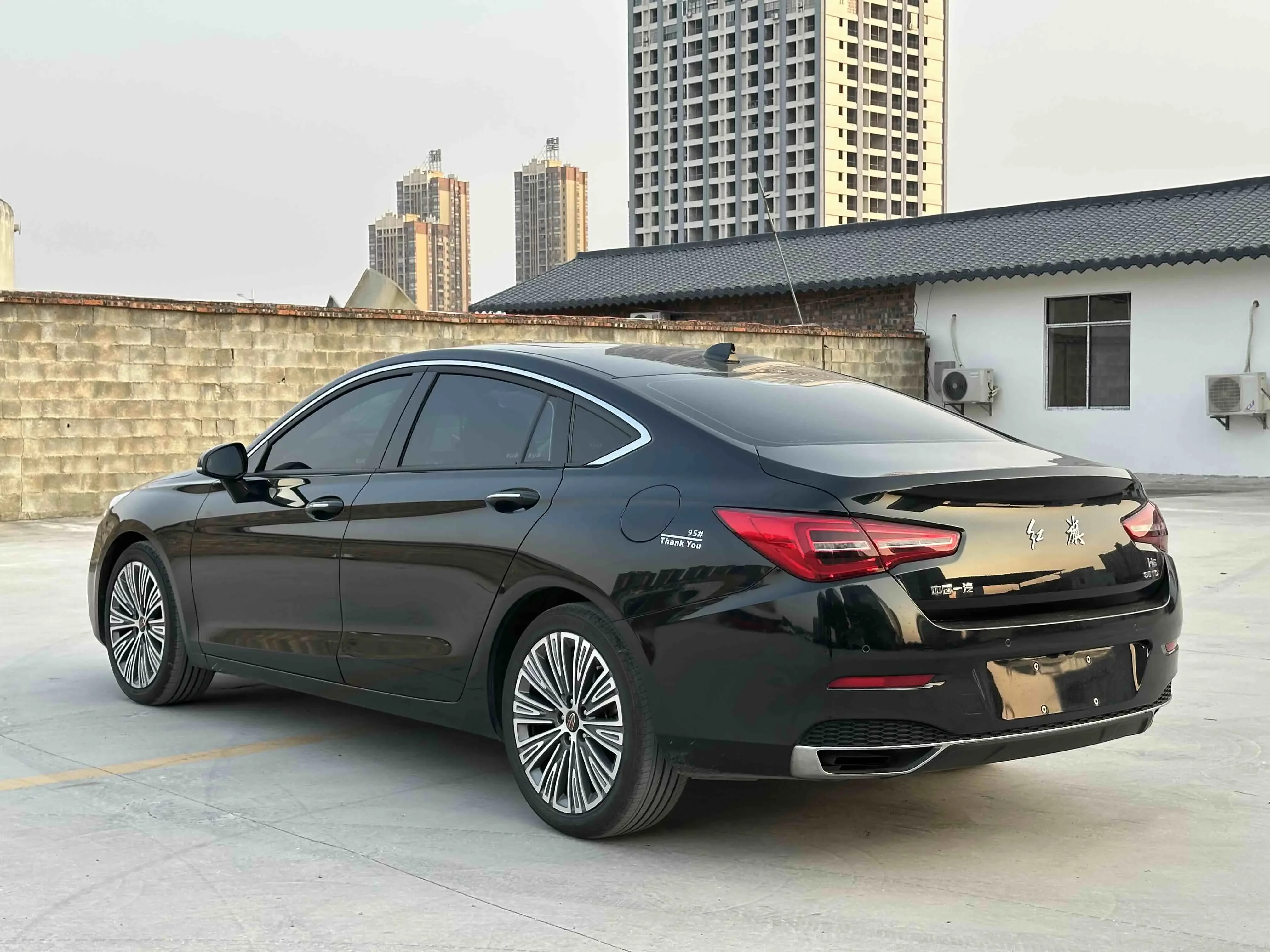 Hongqi H5 classic
