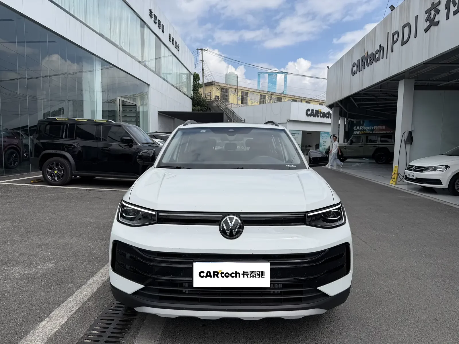 Volkswagen Tharu
