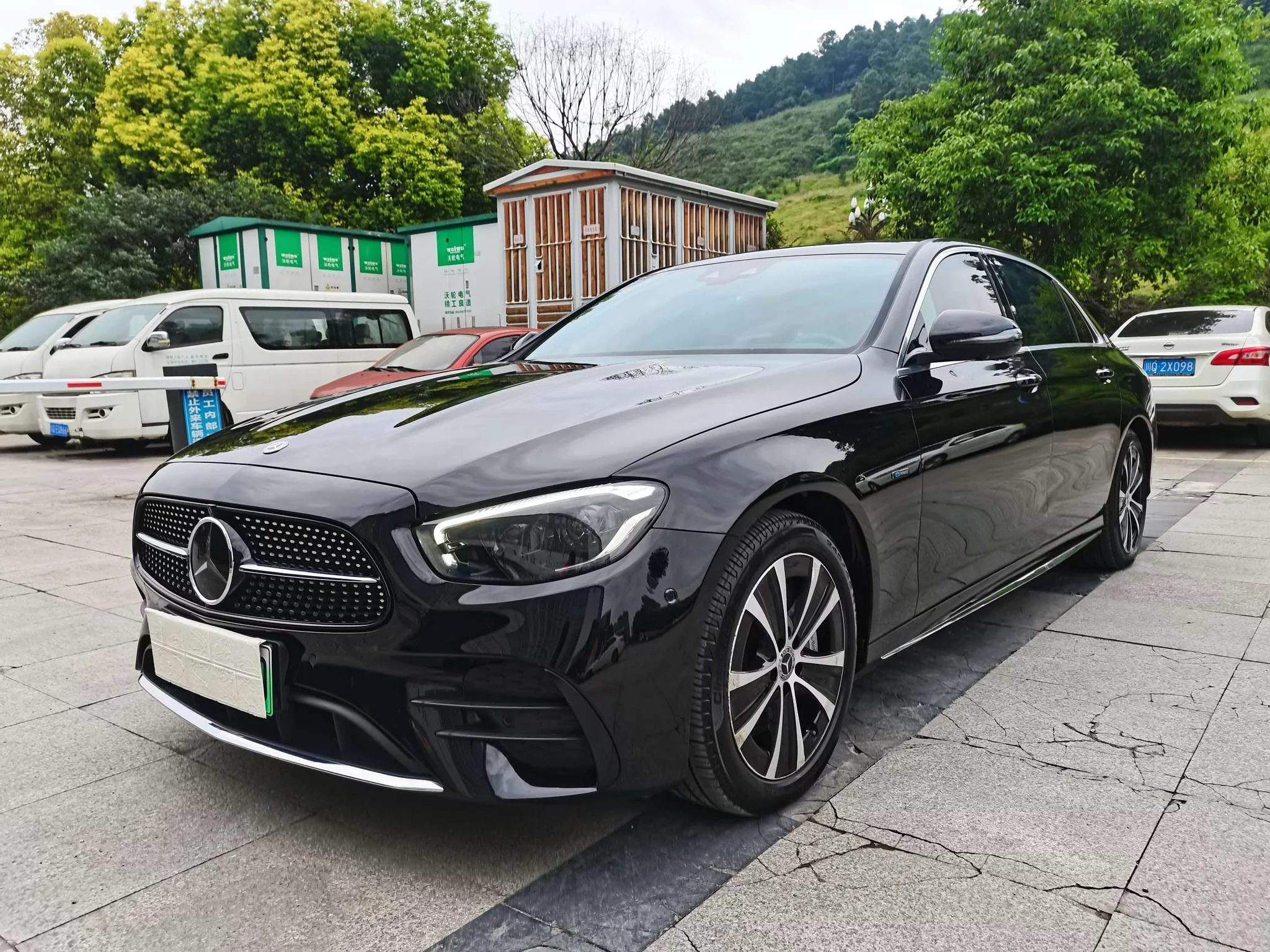 Mercedes-Benz E-Class PHEV