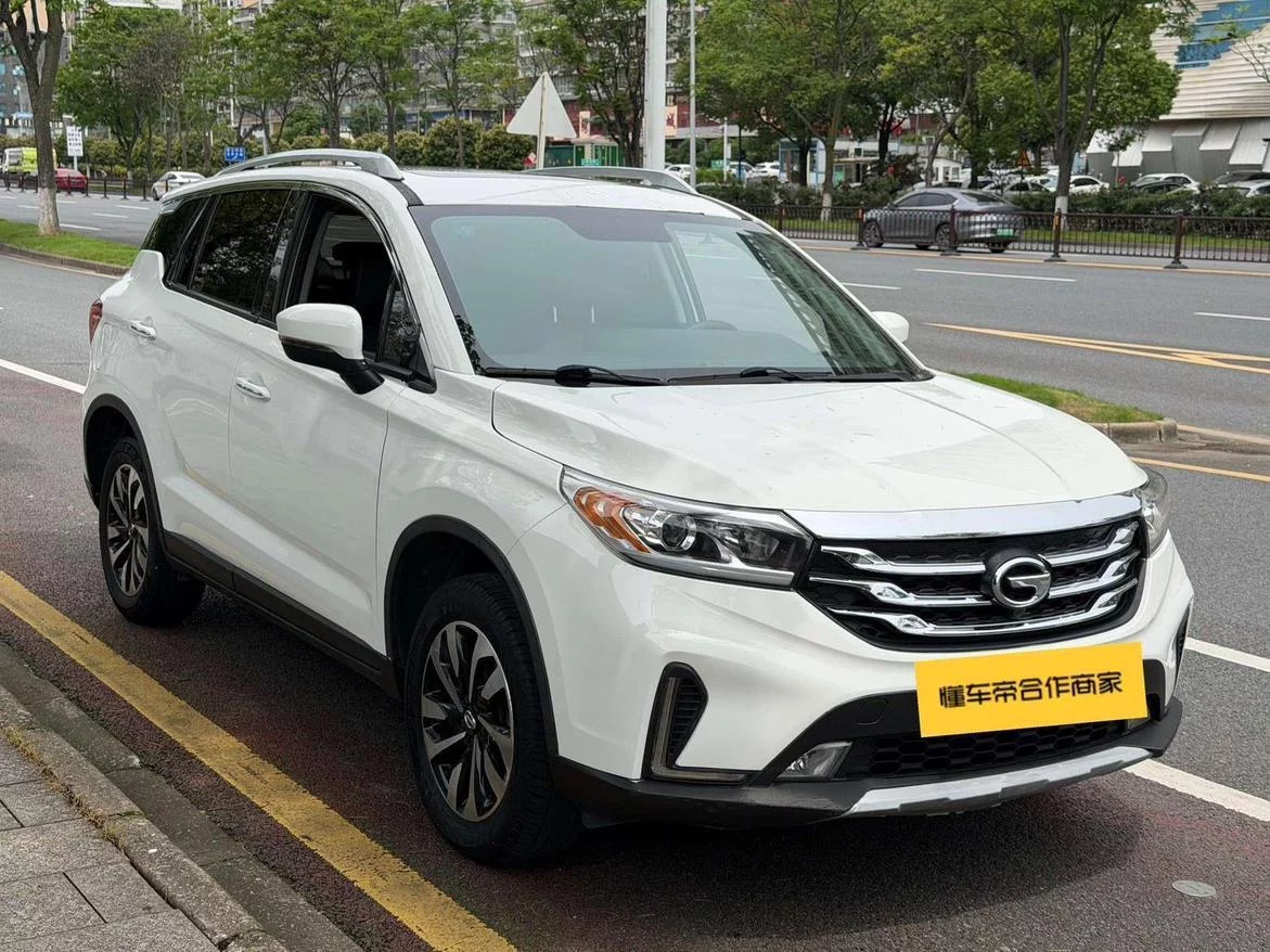 GAC Trumpchi GS4